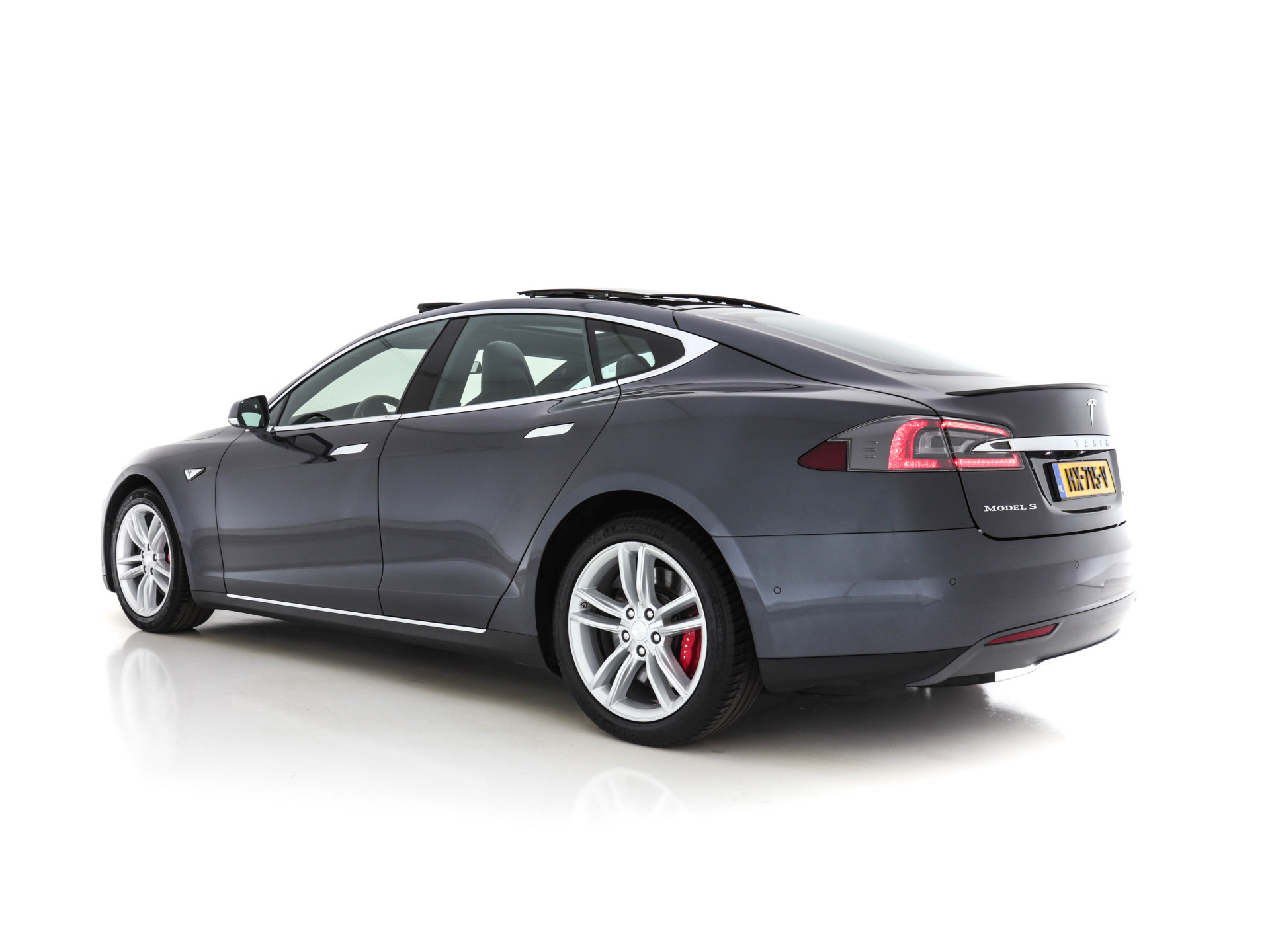 Tesla Model S P85D Performance-Pack AWD [ 3-Fase ] (INCL-BTW) *PANO | NAPPA-FULL-LEATHER | AUTO-PILOT | AIR-SUSPENSION | KEYLESS | CAMERA | FULL-LED | ADAPTIVE-CRUISE |  DIGI-COCKPIT | SPORT-SEATS | 19"ALU*