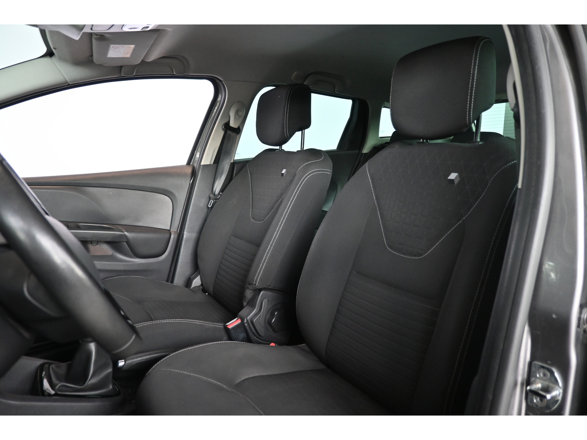 Renault Clio Estate 1.5 dCi ECO Limited Navigatie Airco Cruise control All in Prijs Inruil Mogelijk!