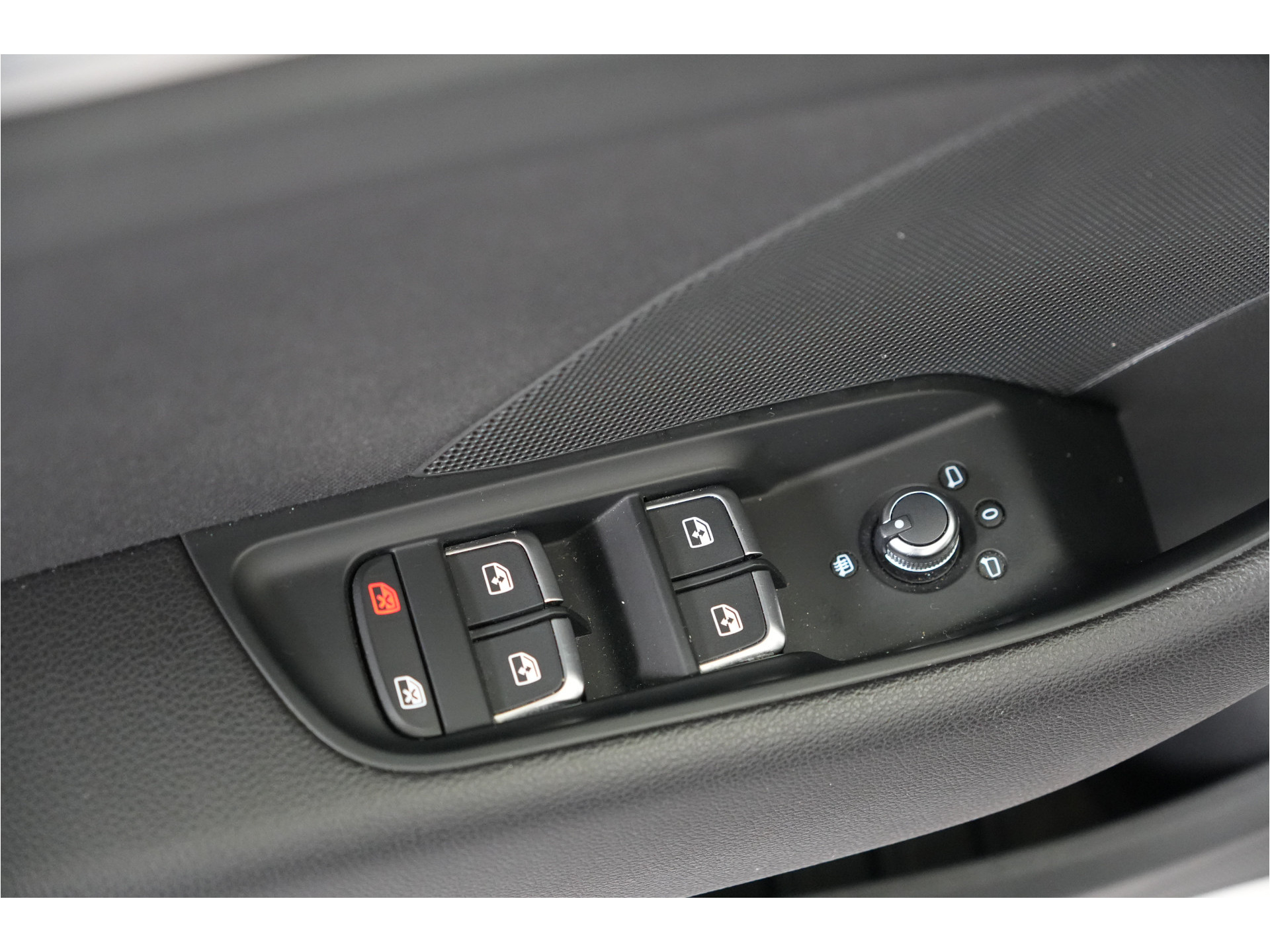 Audi A3 Sportback 35 TFSI CoD Design Pro Line Plus | Trekhaak | Stl. verw. | Climate | PDC | LED |
