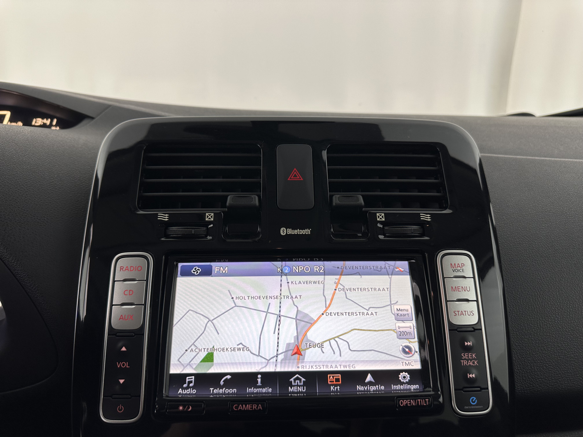 Nissan LEAF Business Edition 30 kWh Aut. *LEATHER | FULL-LED | BOSE-SURROUND | TOPVIEW | KEYLESS | NAVI-FULLMAP | ECC | HEATED-COMFORTSEATS | PRIVACYGLASS | DIGI-COCKPIT | DAB | 17"ALU*