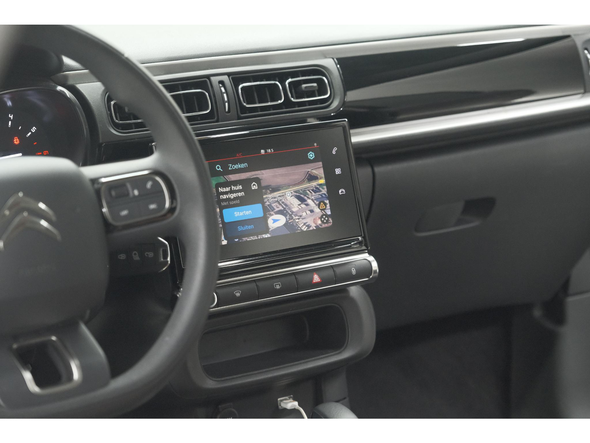 Citroen C3 PureTech 110 EAT6 Max | Apple Carplay | Parkeersensoren | Climate Control | 16 Inch Lichtmetalen Velgen