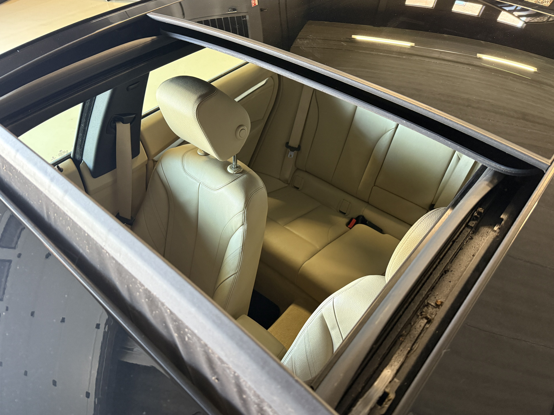 BMW 3-serie Gran Turismo 320i GT Luxury | Panoramadak | Leder | Carplay | Navi | Stoelverwarming