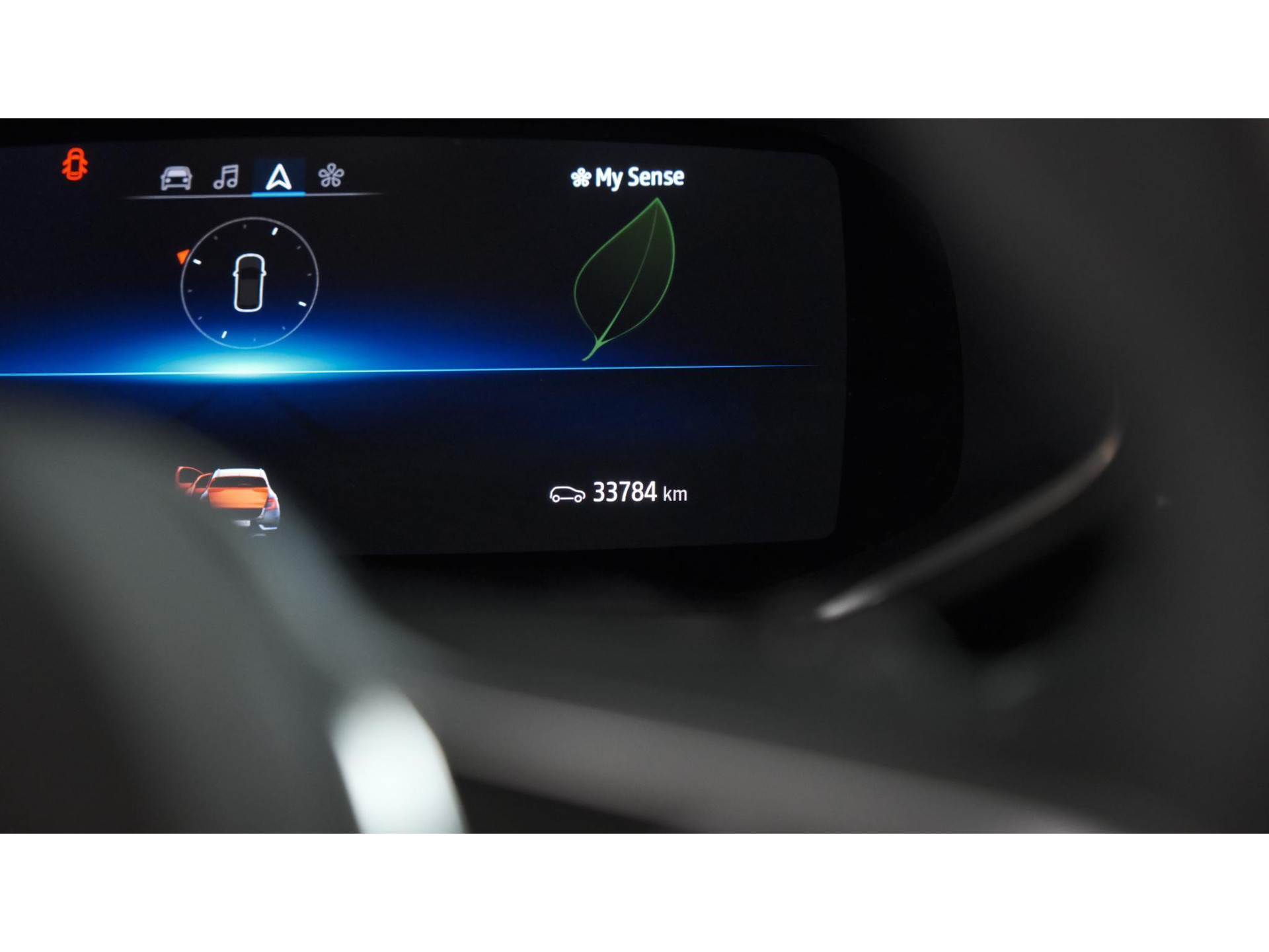 Renault Captur Mild Hybrid 140 EDC Techno | 360 Camera | 9.3 Inch Grootscherm | Stoelverwarming | Apple Carplay | 18 Inch Lichtmetalen Velgen