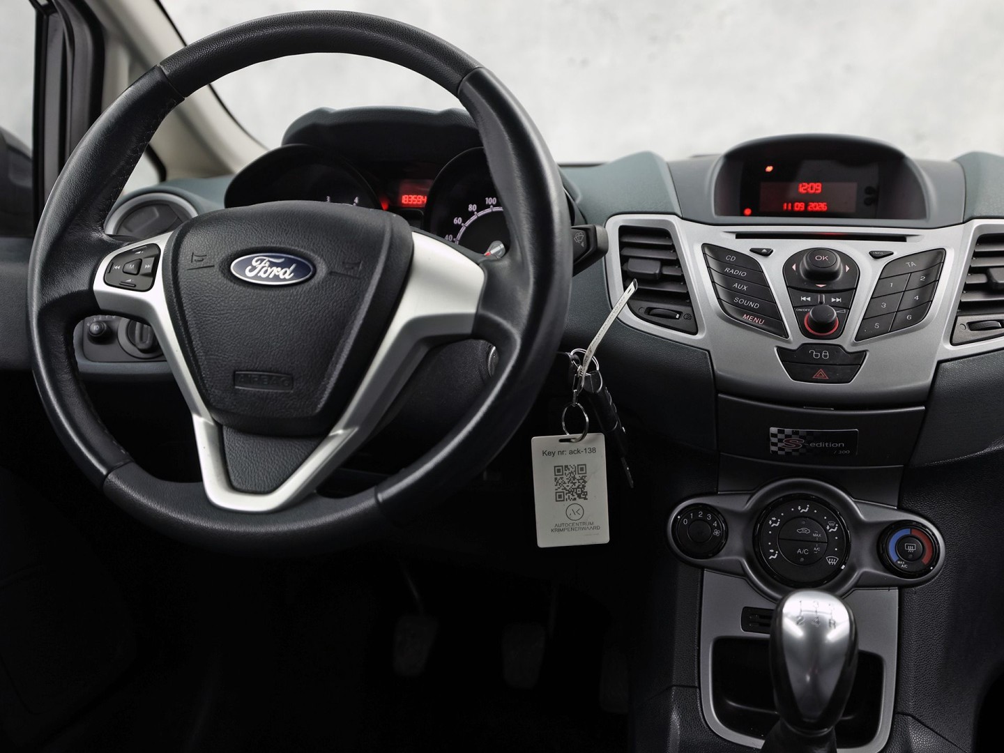 Ford Fiesta 1.25 S-Edition (AIRCO, LM VELGEN, ELEK RAMEN, GETINT GLAS, SPORTSTOELEN, MULTIFUNCTIONEEL STUURWIEL, NIEUWSTAAT)