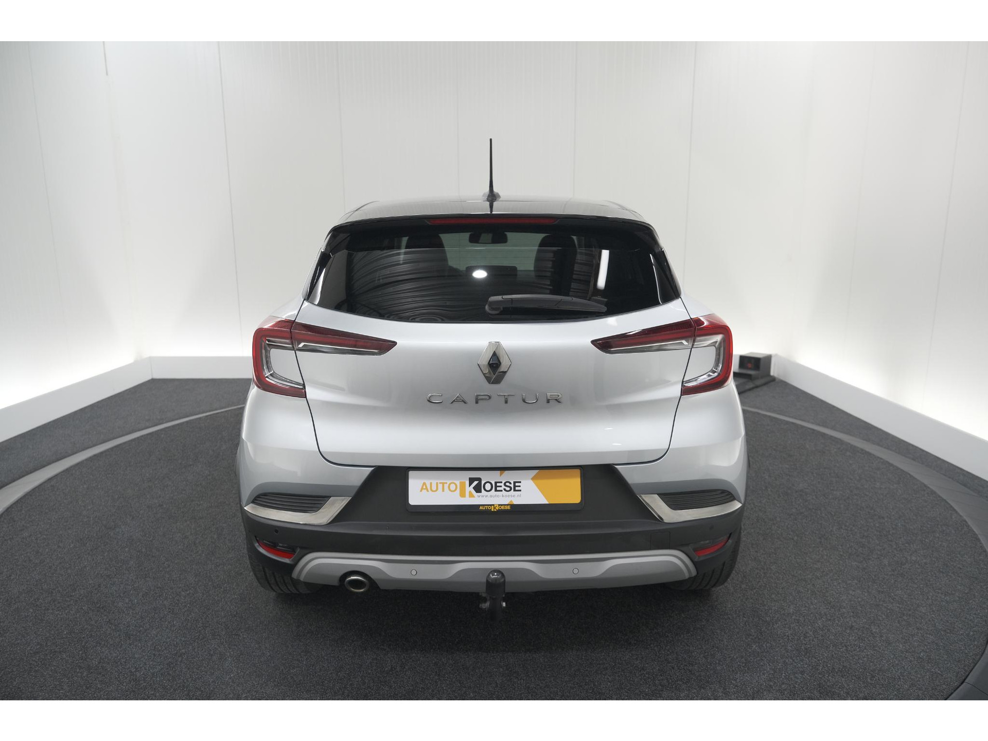 Renault Captur TCe 90 Intens | Trekhaak | Camera | Navigatie | Parkeersensoren | Apple Carplay