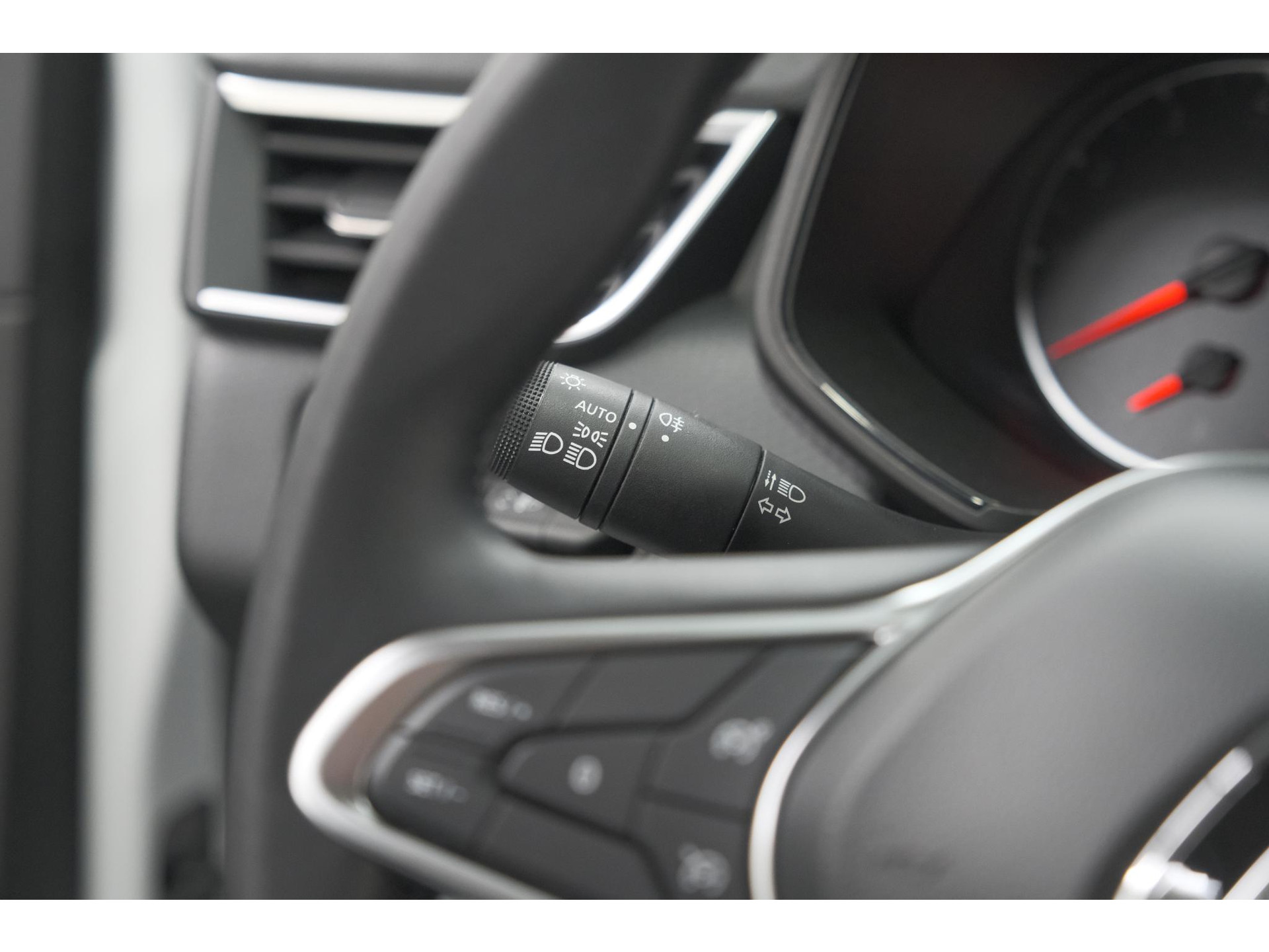 Renault Clio TCe 90 Equilibre | Parkeersensoren | Apple Carplay | Cruise Control | Airco