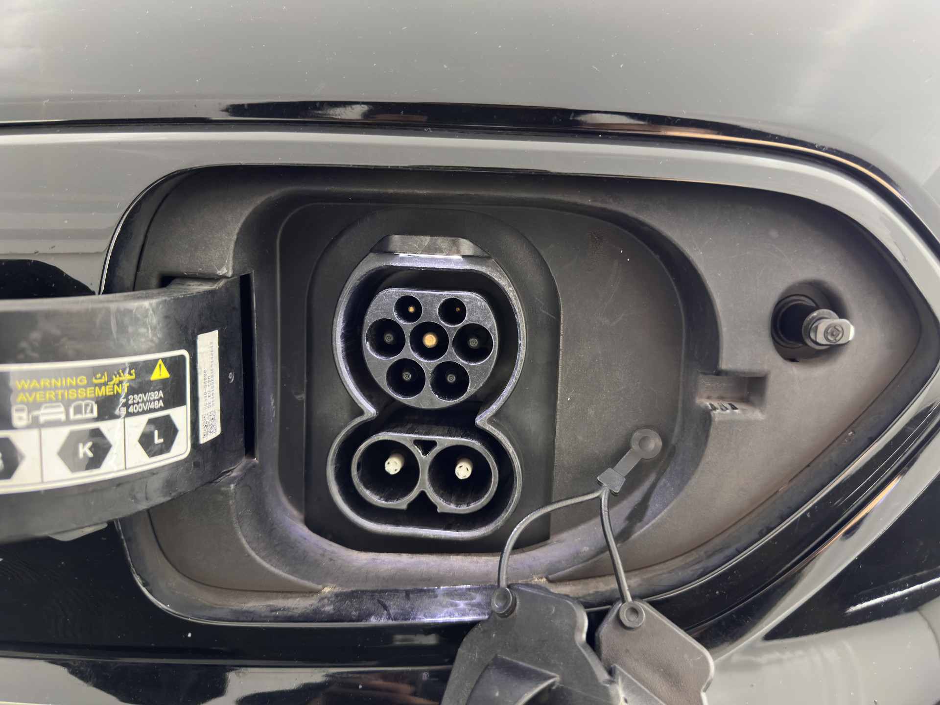 Kia e-Niro ExecutiveLine 64 kWh [ 3-Fase ] {SOH-100%} (INCL-BTW) Aut. *PANO | LEATHER | JBL-AUDIO | FULL-LED | NAVI-FULLMAP | DAB | ADAPTIVE-CRUISE | CAMERA | MEMORY-PACK | LANE-ASSIST | CCS-FASTLOADER | KEYLESS | DIGI-COCKPIT | 17"ALU*