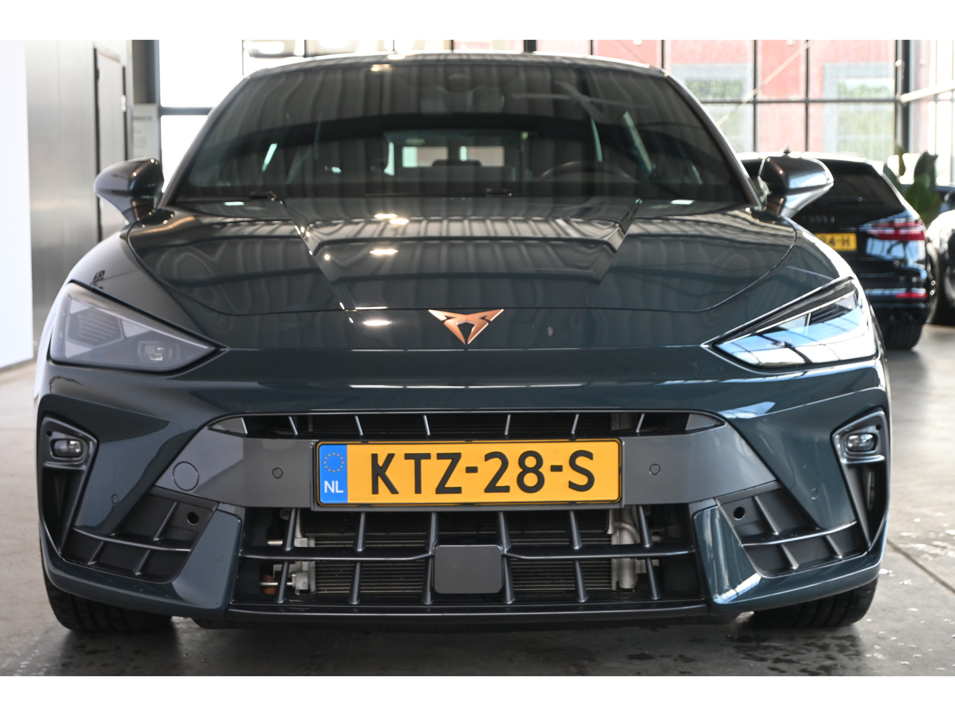 CUPRA Leon 1.5 TSI e-Hybrid Business PHEV EDGE Clima Adaptieve Cruise Matrix CarPlay Navigatie Lane Assist Stuurverwarming 100% Onderhouden! Inruil Mogelijk!