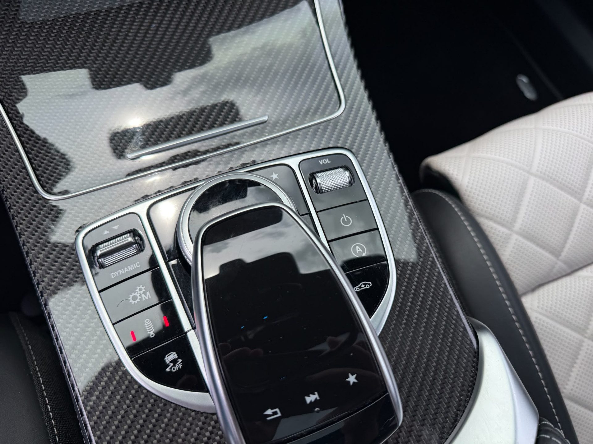 Mercedes-Benz GLC-klasse AMG 43 4MATIC | 3/6/12MND GARANTIE | KUIPSTOELEN | BURMESTER | MEMORY | PANO | ACC | STANDKACHEL | 360 CAMERA | BOMVOL | TREKHAAK |