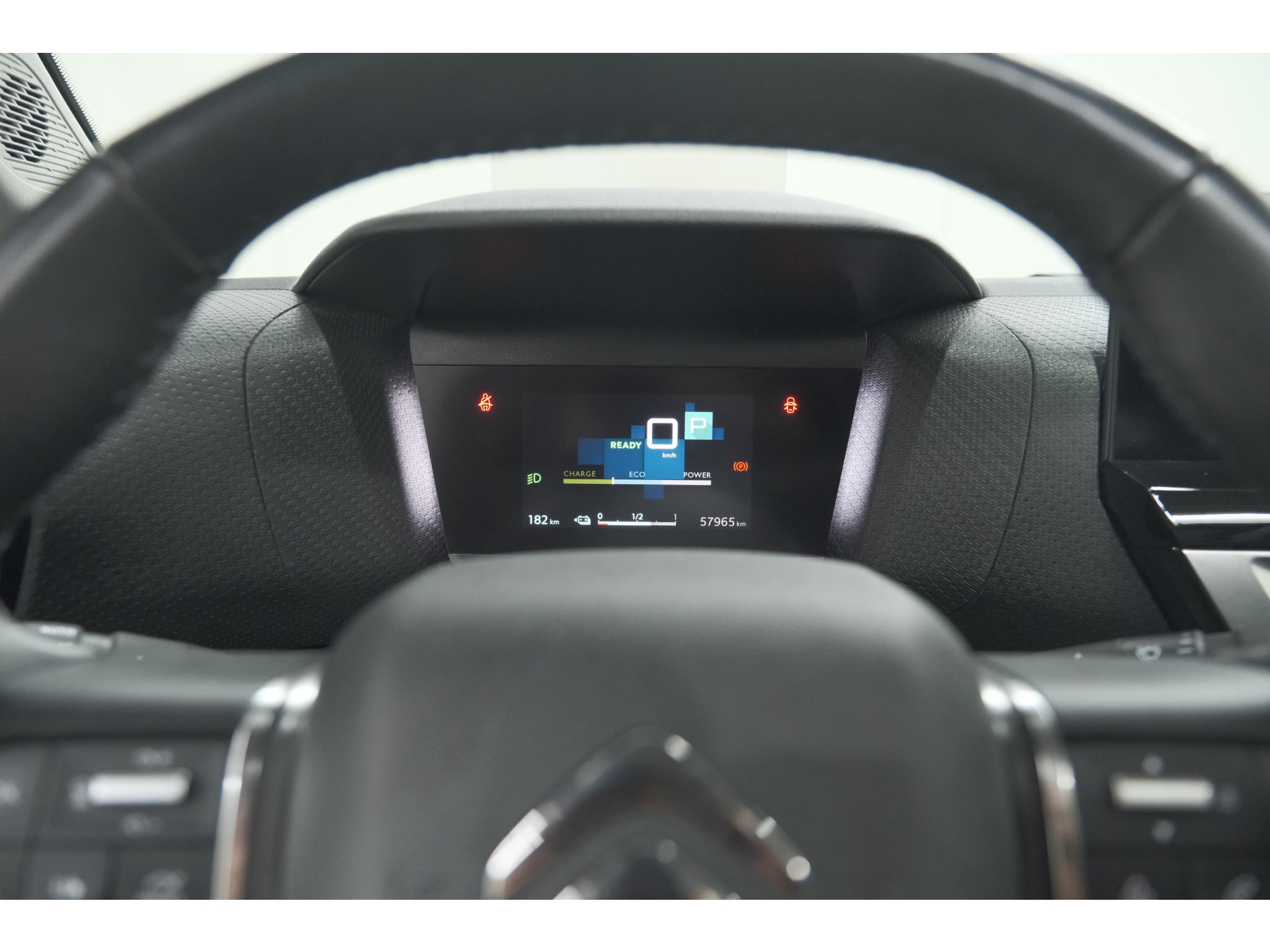 Citroen Ë-C4 Shine 50 kWh | Elektrisch Panoramadak | Camera | Adaptieve Cruise Control