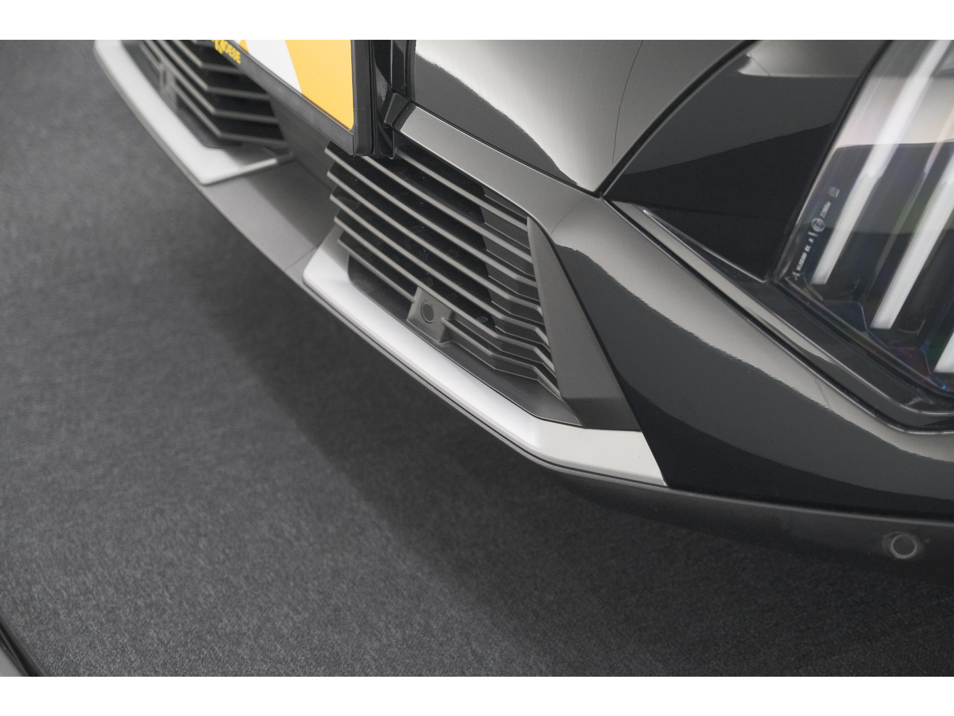 Peugeot 2008 PureTech 130 EAT8 GT | Camera | Apple Carplay | Parkeersensoren | 17 Inch Lichtmetalen Velgen