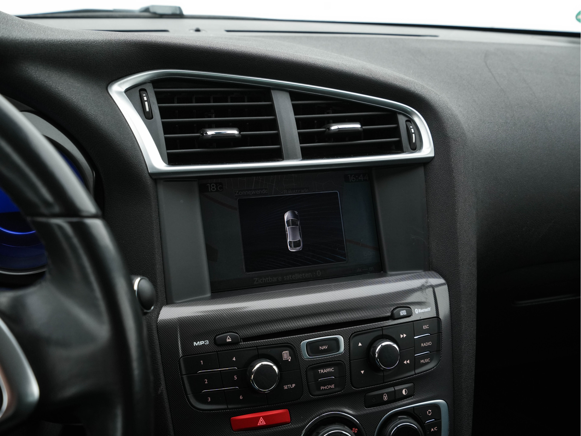 Citroën C4 1.6 HDi Ligne Business *NAVI-FULLMAP | ECC | PDC | CRUISE | TOWBAR | COMFORT-SEATS | PRIVACY-GLASS | 16''ALU*