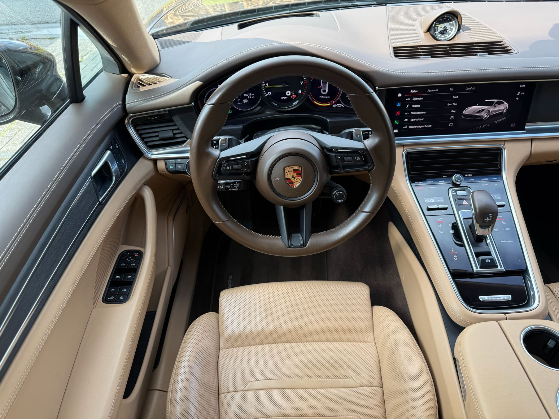 Porsche Panamera 2.9 4 E-Hybrid Platinum Edition | 2E EIGENAAR | 3/6/12MND GARANTIE | ACC | PANO | HUD | CARPLAY | SFEER | 360 CAMERA | BOMVOL | SOFTCLOSE |