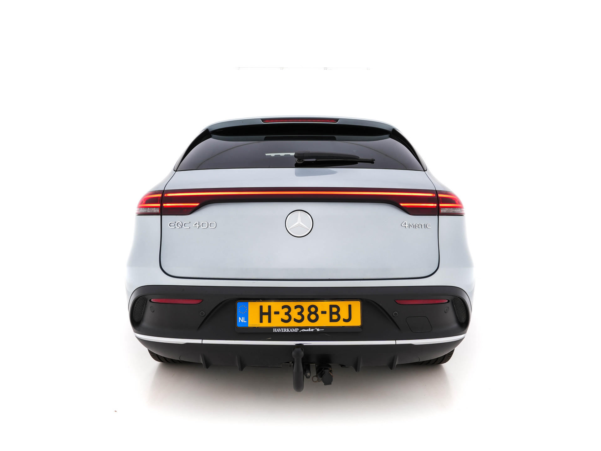 Mercedes-Benz EQC 400 4MATIC AMG-Pack Premium Plus 80 kWh (3-Fase) {SOH-94%} (INCL-BTW) *PANO | WIDESCREEN | HEAD-UP | DISTRONIC | MULTI-BEAM | BURMESTER-AUDIO | MEMORY-PACK | TOP-VIEW | KEYLESS | LEATHER | SPORT-SEATS | DAB+ | AMBIENT-LIGHT | 20''