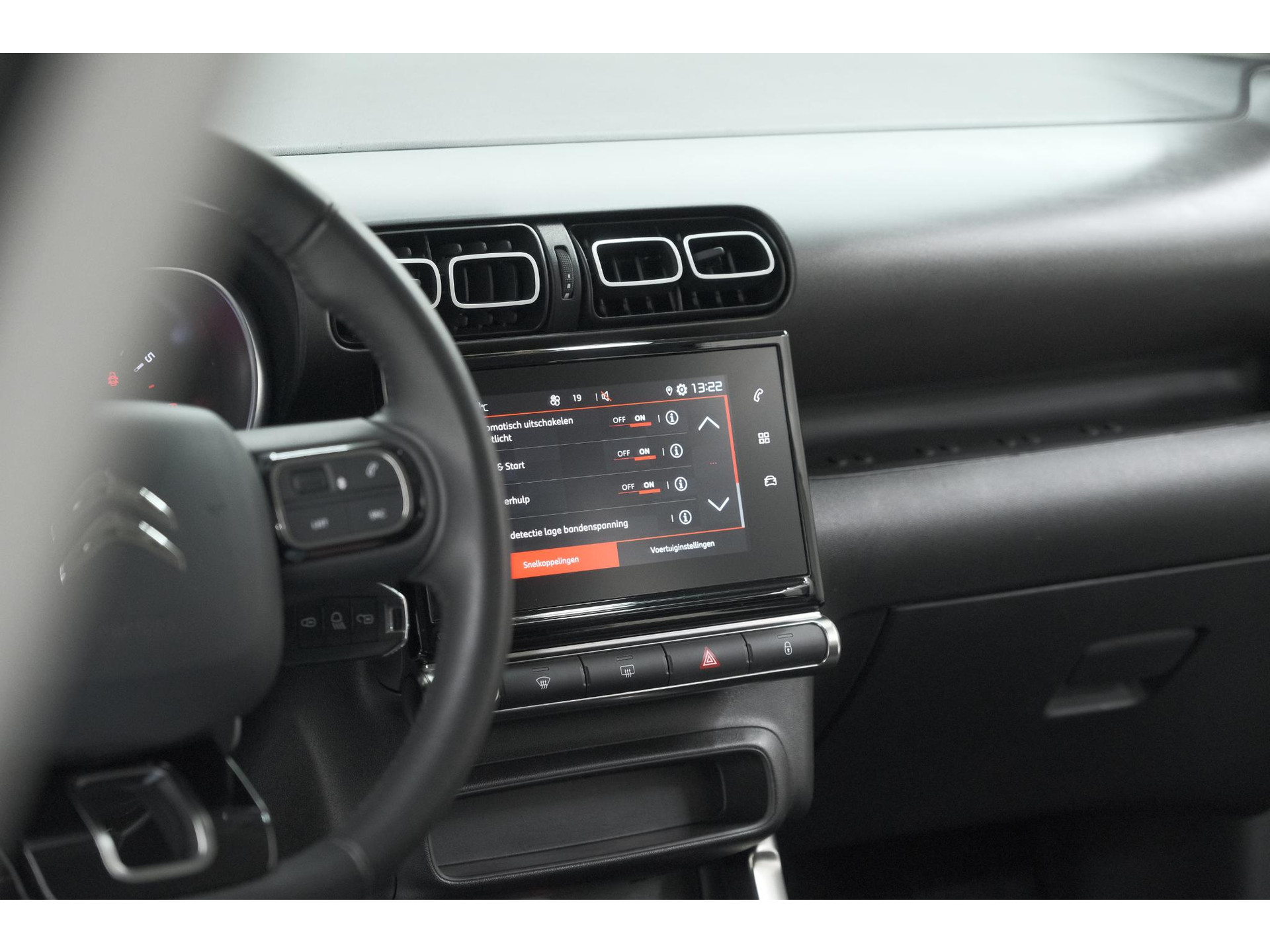 Citroen C3 Aircross PureTech 130 EAT6 Plus | Stoelverwarming | Apple Carplay | Parkeersensoren