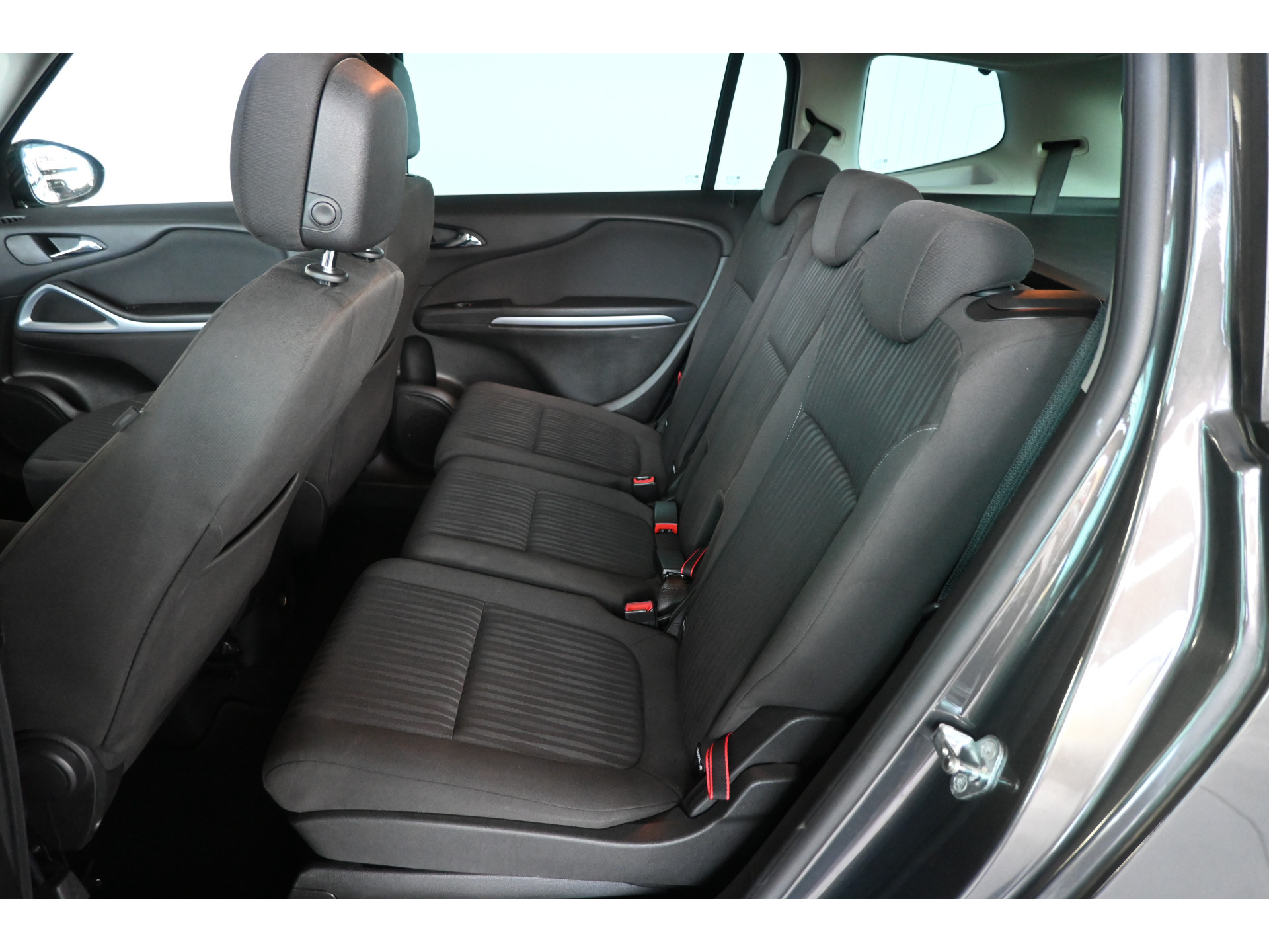 Opel Zafira Tourer 1.4 Edition 7p Clima Cruise control Navigatie PDC Goed Onderhouden! Inruil Mogelijk!