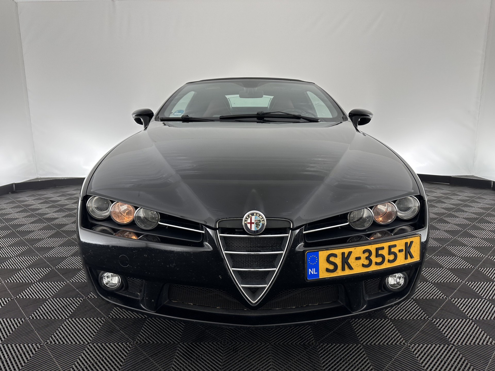 Alfa Romeo Spider 2.4 JTD Q-Tronic Exclusive TI-Sportpack Aut. *LUXURY-LEATHER | BI-XENON | SPORT-SEATS | ECC | SHIFTPADDLES | PDC | CRUISE | 19''ALU*