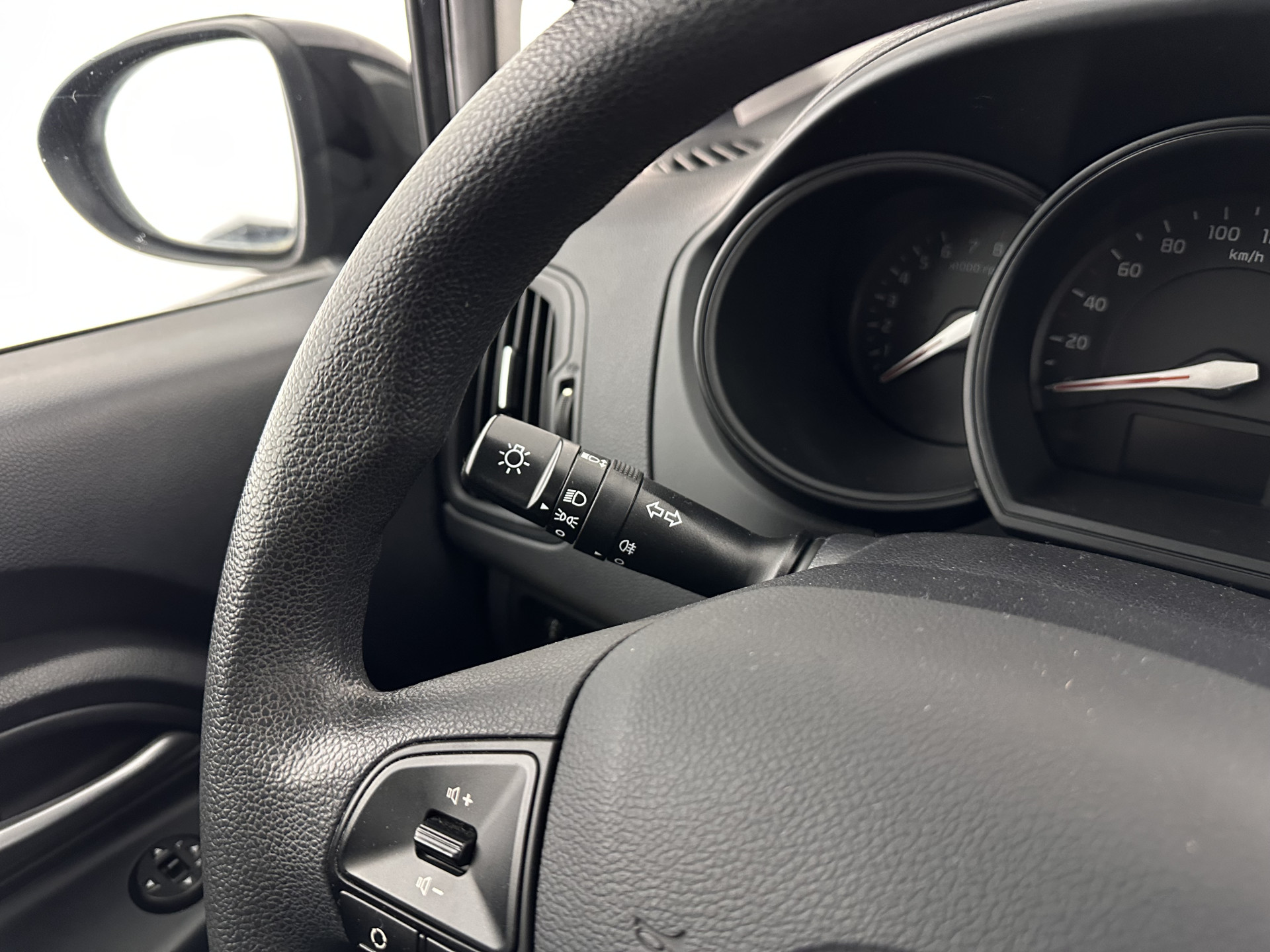 Kia Rio 1.2 CVVT ComfortLine *AIRCO | RADIO-CD/MP3 | COMFORTSEATS | TOWBAR*