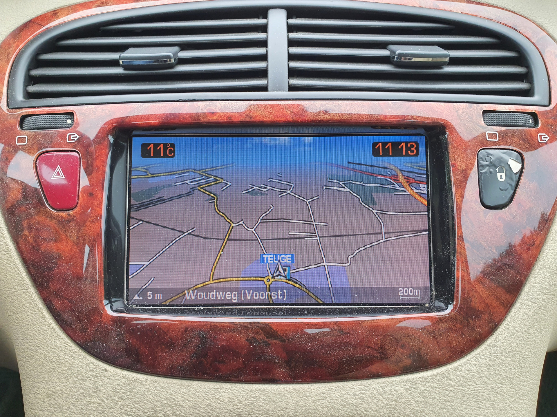 Peugeot 607 2.7 HDiF Executive Ivoire-Pack Aut. *PANO | XENON | NAPPA-FULL-LEATHER | NAVI-FULLMAP | CRUISE | MEMORY-PACK | HEATD-COMFORTSEATS | TOWBAR | HEATED-SEATS | 17"ALU*