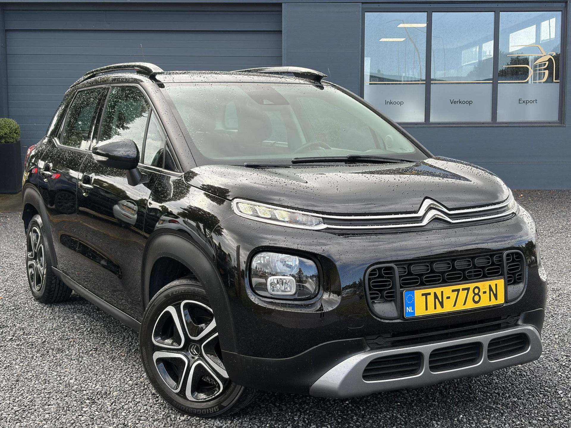 Citroen C3 Aircross 1.2 PureTech Feel ✓Draadloze telefoonlader✓Carplay✓Navi✓Clima✓Cruise ✓Pdc✓Lm velgen✓2e Eigenaar✓Net beurt gehad✓Lm velgen✓N.A.P✓Apk tot 10-2027
