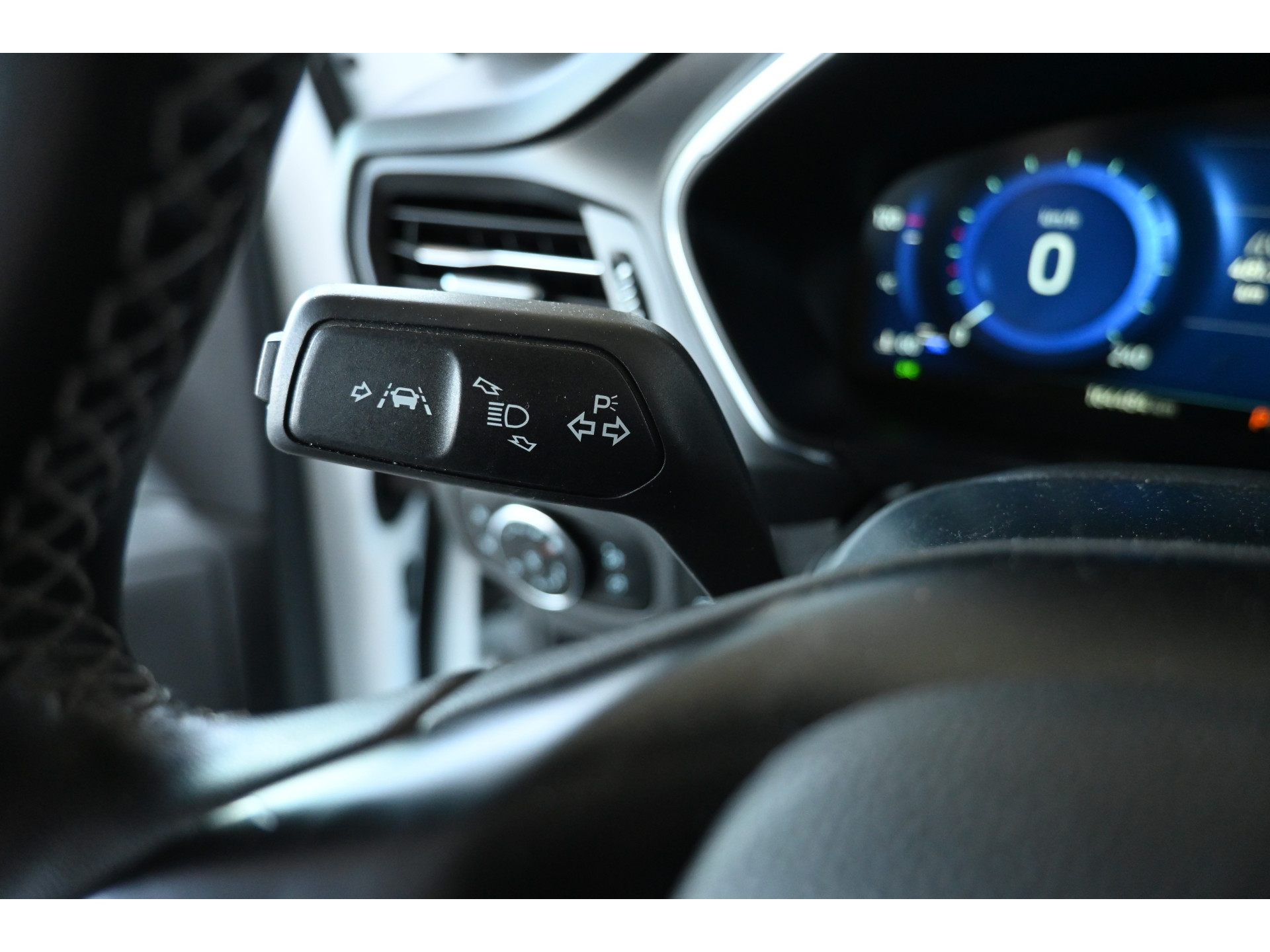 Ford Focus Wagon 1.0 EcoBoost Titanium X Business Clima Navigatie LED 1e Eigenaar Rijklaarprijs! Inruil Mogelijk!