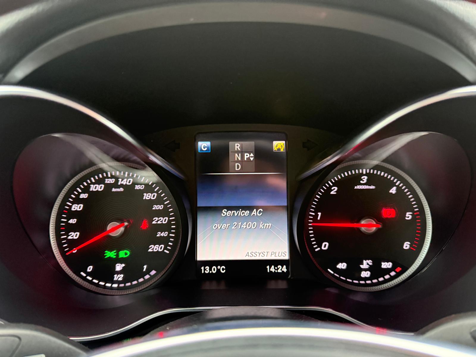 Mercedes-Benz GLC-klasse 220 d 4MATIC Premium Plus | 3/6/12MND GARANTIE | LED | CARPLAY | PANODAK | CRUISE | NAVI | TREKHAAK |