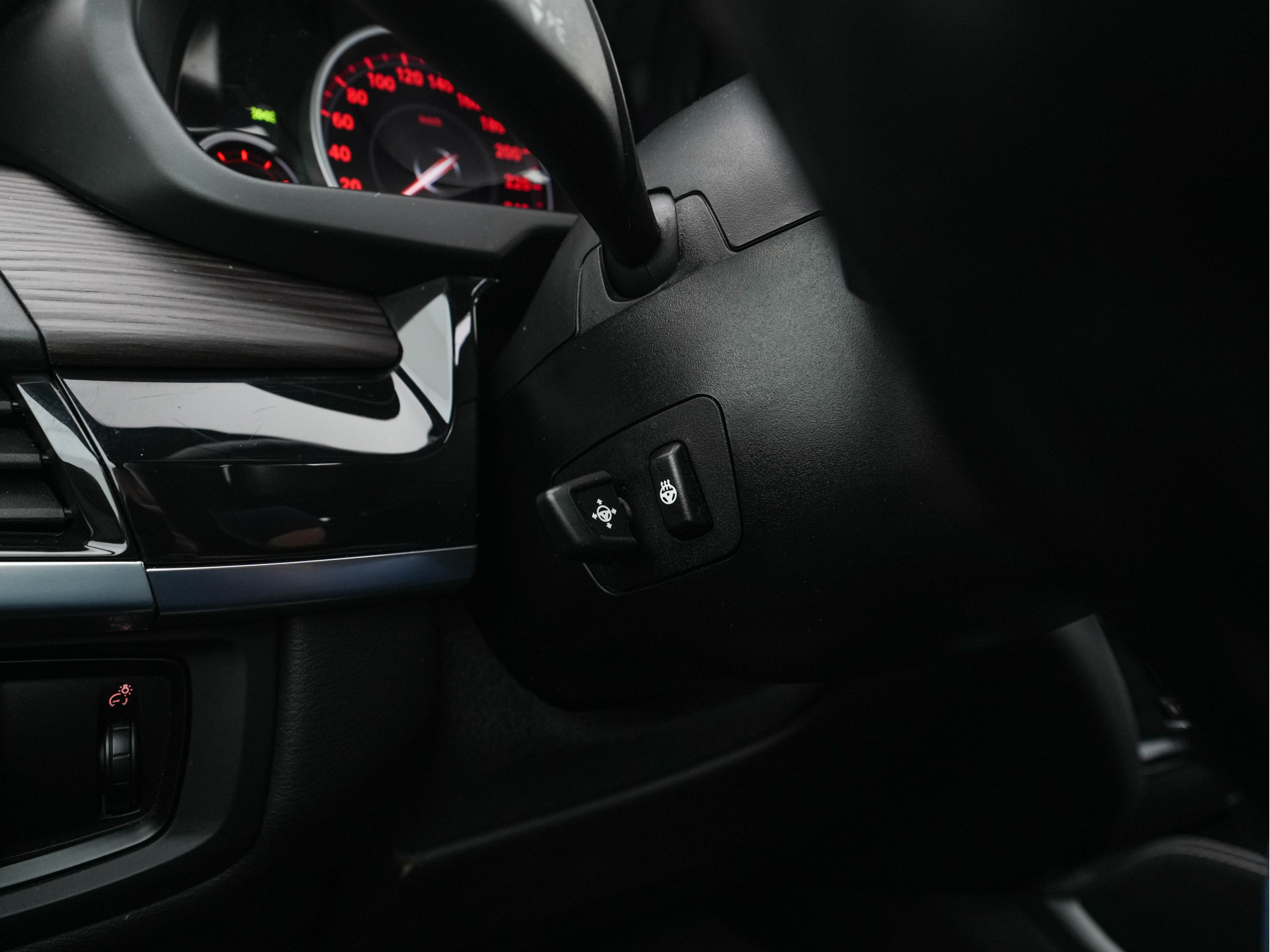 BMW X6 xDrive30d High Executive Design-Edition-Extravagance Aut. *PANO | LEATHER-ALCANTARA | FULL-LED | MEMORY-PACK | HEAD-UP | HIFI-SOUND | KEYLESS | DAB+ | BLIND-SPOT | CAMERA | HEATED-SPORTSEATS | SHIFTPADDLES | SOFTCLOSE | TOWBAR | 20''ALU*