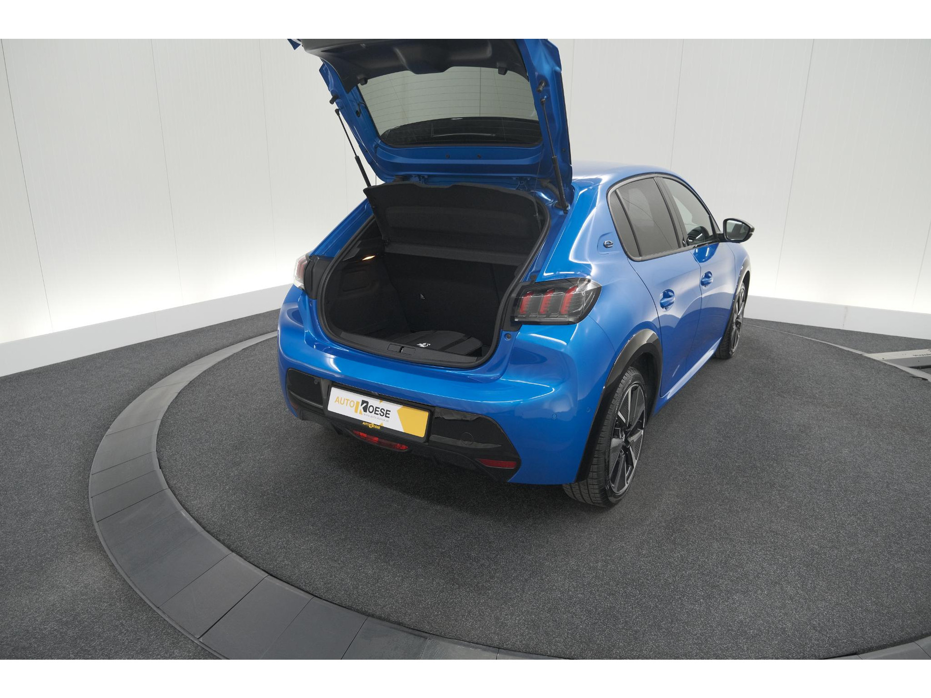 Peugeot e-208 EV GT Pack 50 kWh | Camera | Adapieve Cruise Control | Stoelverwarming | 3 FASE