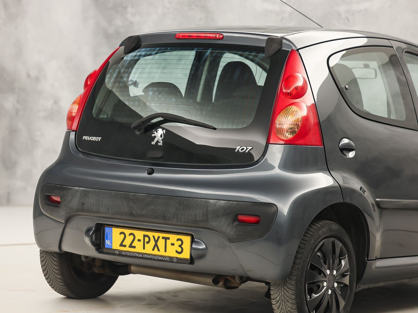 Peugeot 107 1.0-12V Sport (5 DEURS, AIRCO, TOERENTELLER, SPORTSTOELEN, RADIO, ELEK RAMEN, NIEUWE APK, NIEUWSTAAT)
