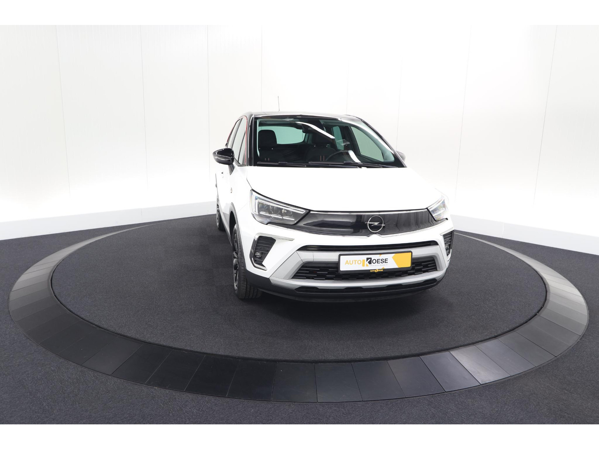 Opel Crossland Turbo 110 GS Line | Trekhaak | Camera | Apple Carplay | Navigatie | Parkeersensoren voor + Achter