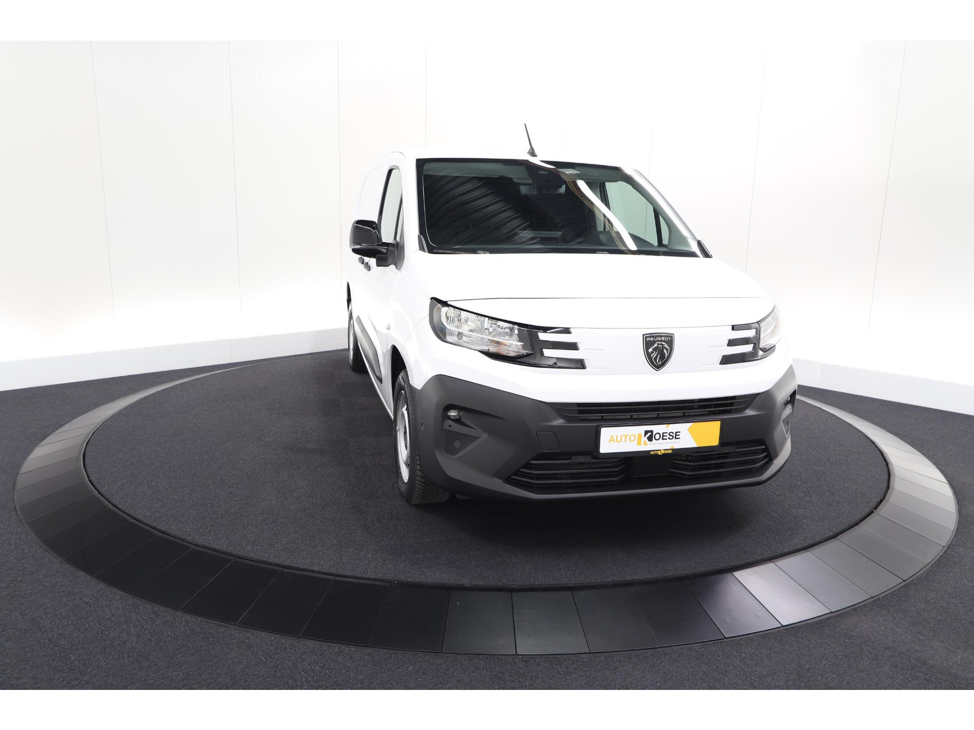 Peugeot Partner 1.5 BlueHDi 130 EAT8 S&S L2 | Trekhaak | Camera | Betimmering Laadruimte