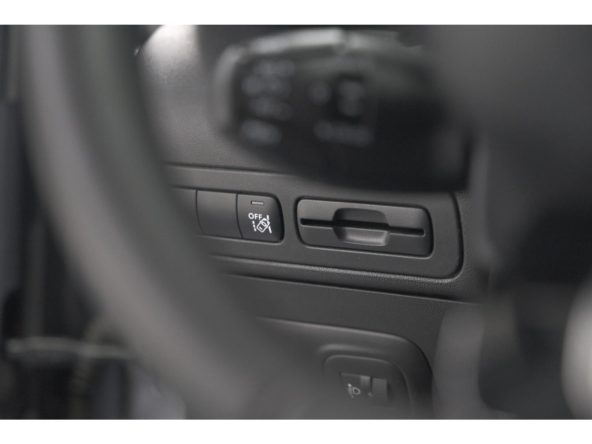 Citroen C3 Aircross PureTech 110 Plus | Parkeersensoren | Navigatie | Apple Carplay | Climate Control