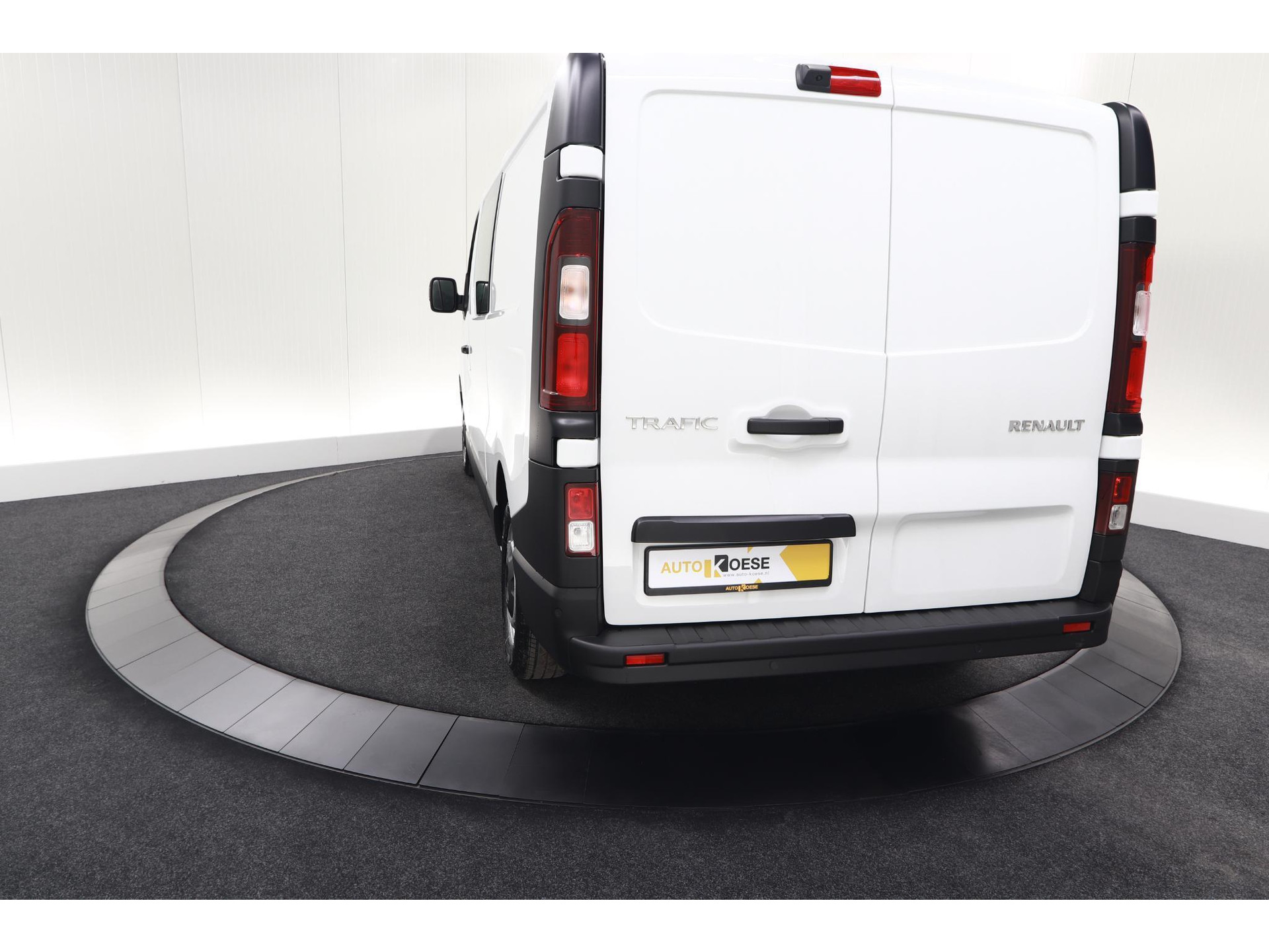 Renault Trafic 2.0 Blue dCi 130 T29 L2H1 Advance DC | 6 Zitplaatsen | Camera | Apple Carplay | Navigatie