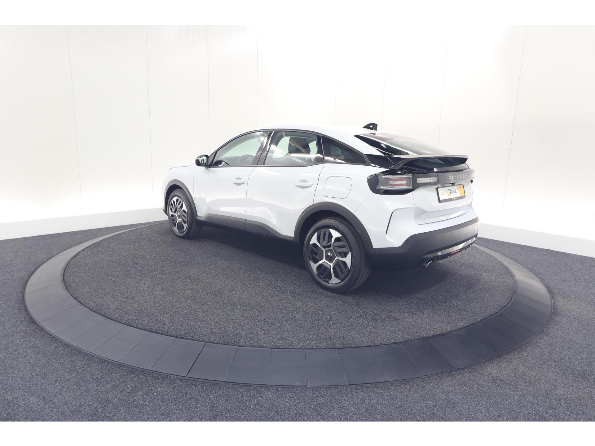 Citroen C4 Hybrid 136 e-DCS6 Plus | Camera | Apple Carplay | Navigatie | Parkeersensoren