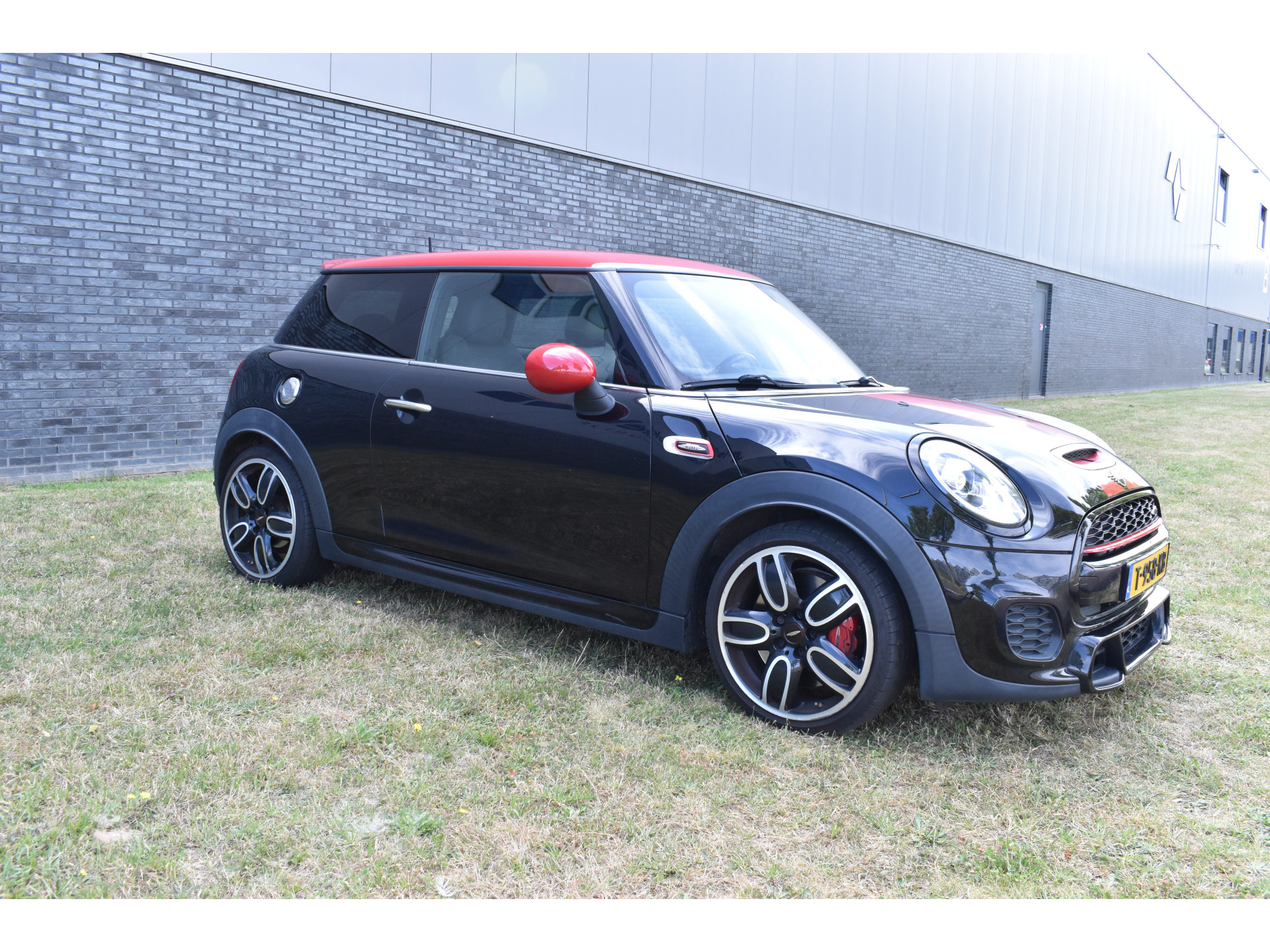 MINI 3-Deurs 2.0 John Cooper Works Chili 232pk Leer Navi Automaat