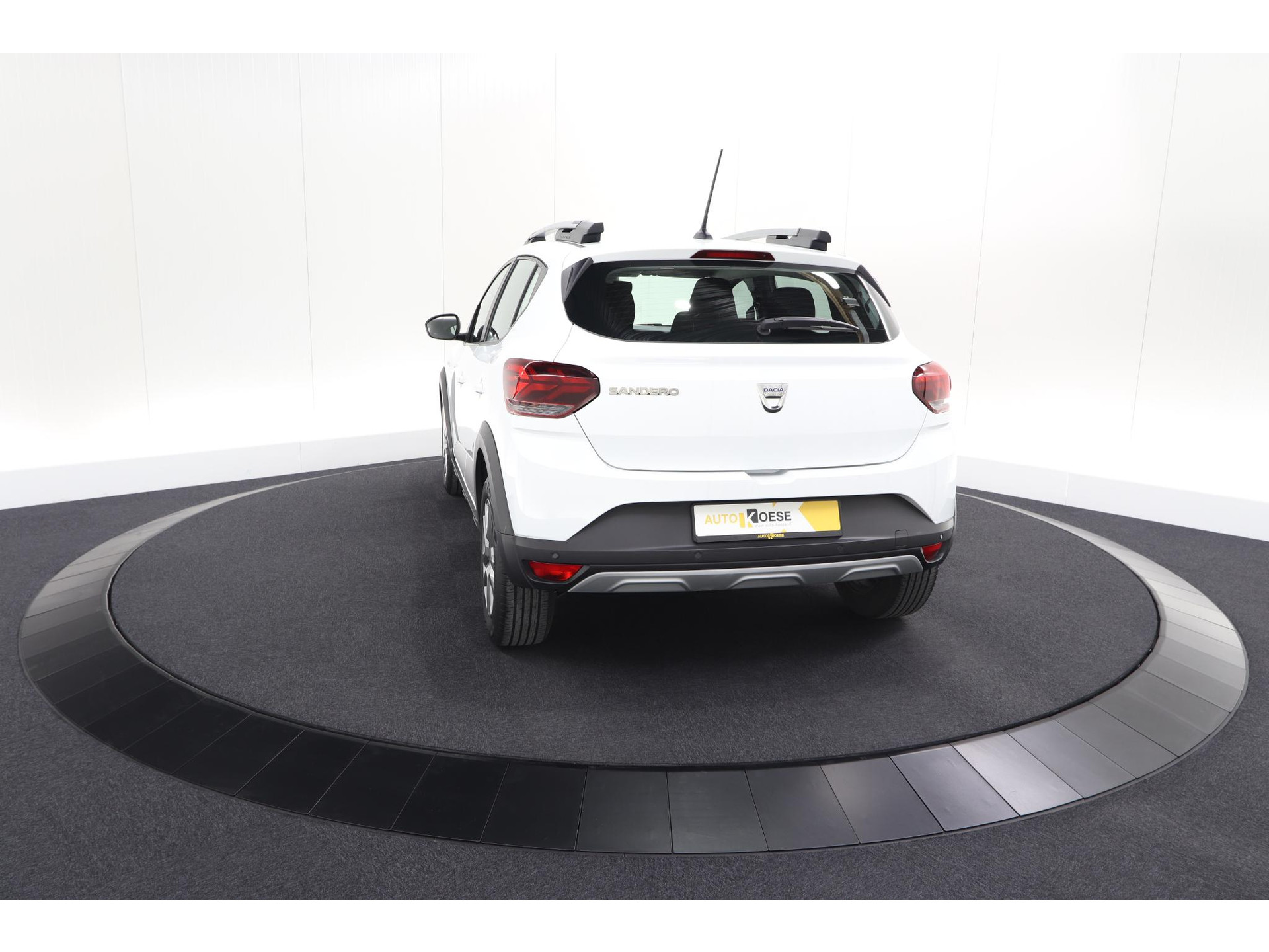 Dacia Sandero Stepway 1.0 TCe 90 Comfort | Apple Carplay | Parkeersensoren | Cruise Control