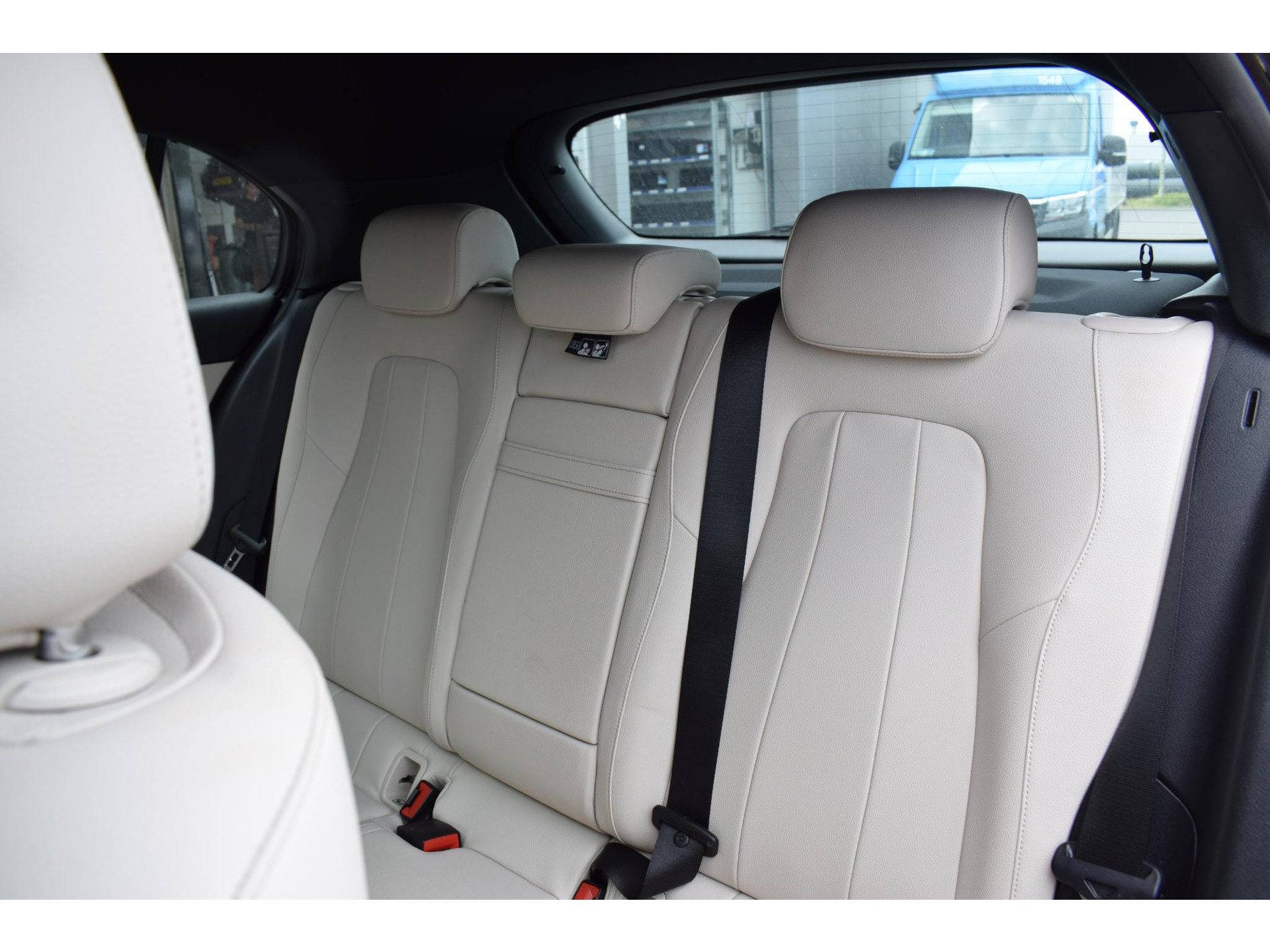 Mercedes-Benz A-klasse 250 e Business Solution Luxury Limited | Pano | Leer | Burmester | SOH: 94,3% | Stoelverwarming