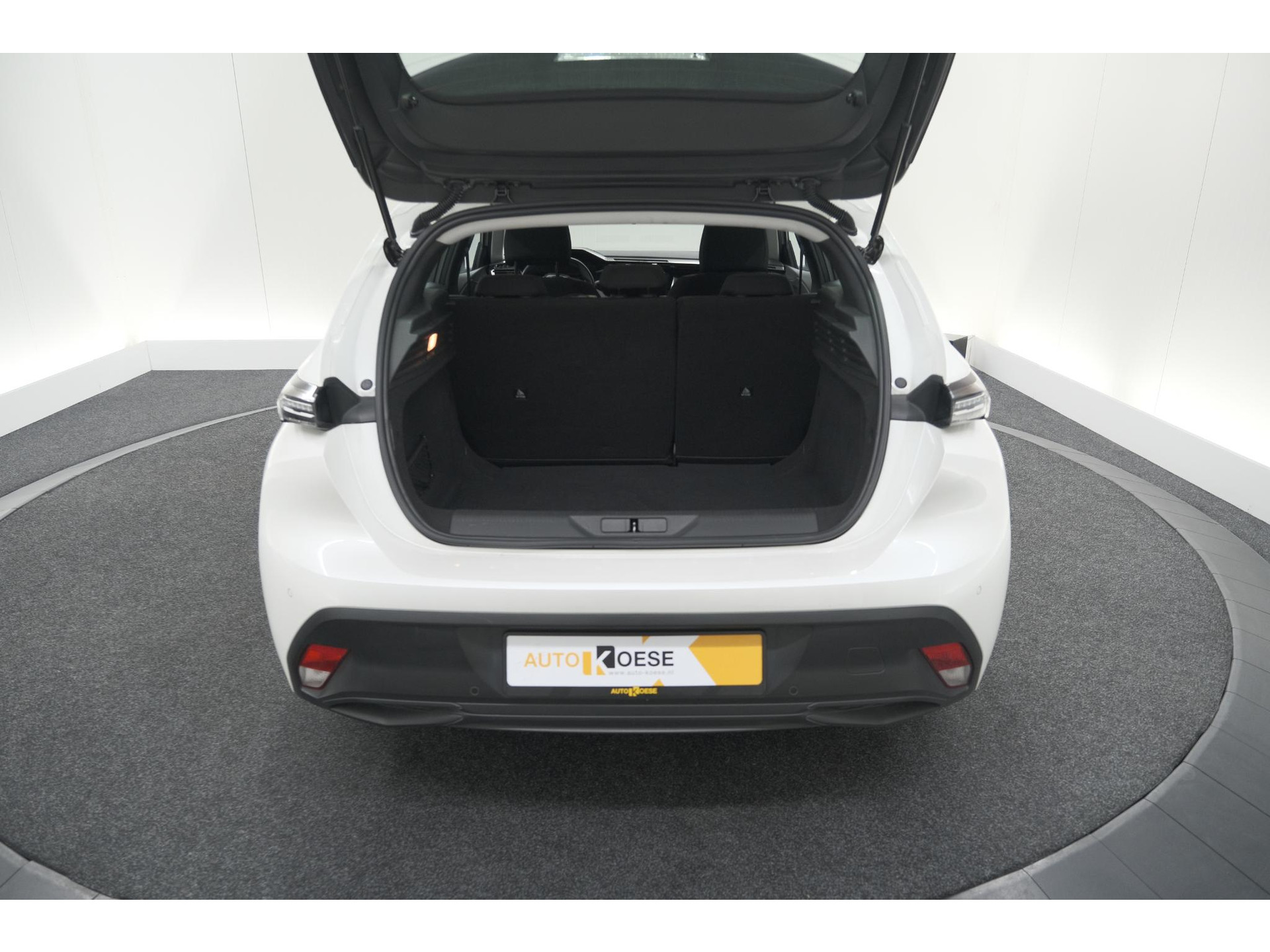 Peugeot 308 PureTech 110 Active Pack Business | Parkeersensoren | Apple Carplay | Navigatie | Cruise Control