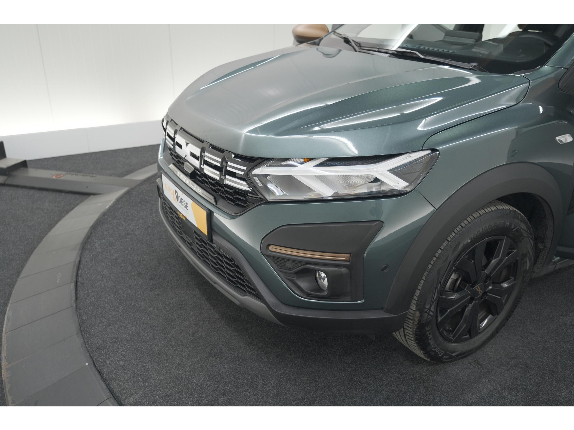 Dacia Sandero Stepway TCe 90 Extreme | Camera | Dodehoekdetectie | Navigatie | Apple Carplay