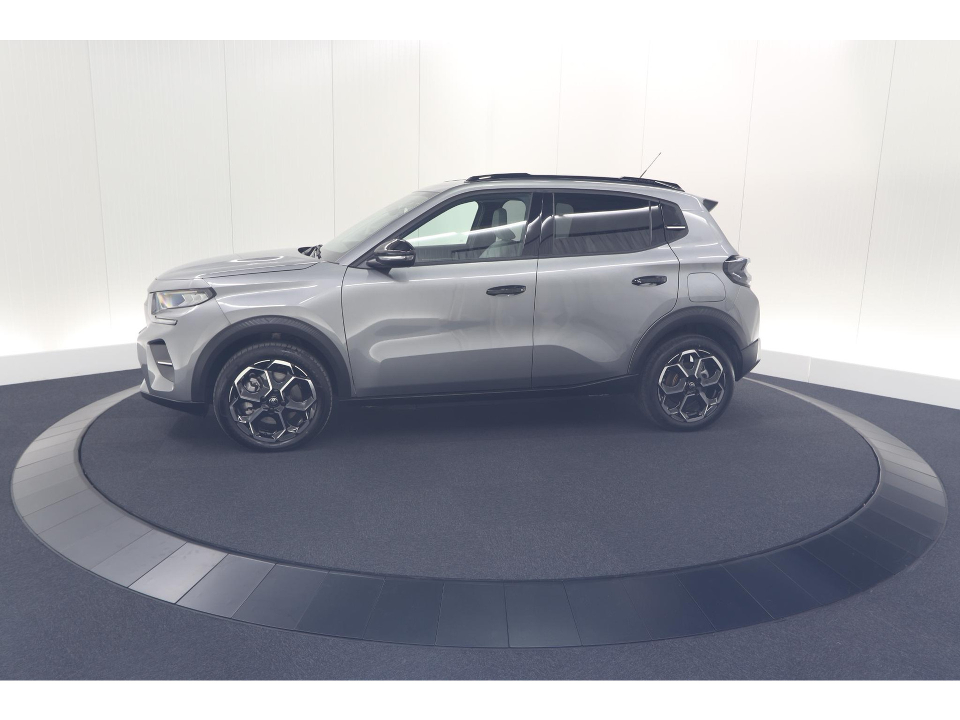 Citroen Ë-C3 Max 113pk 44 kWh | 7 KW Laadfunctie | Camera | Navigatie | Apple Carplay | Parkeersensoren