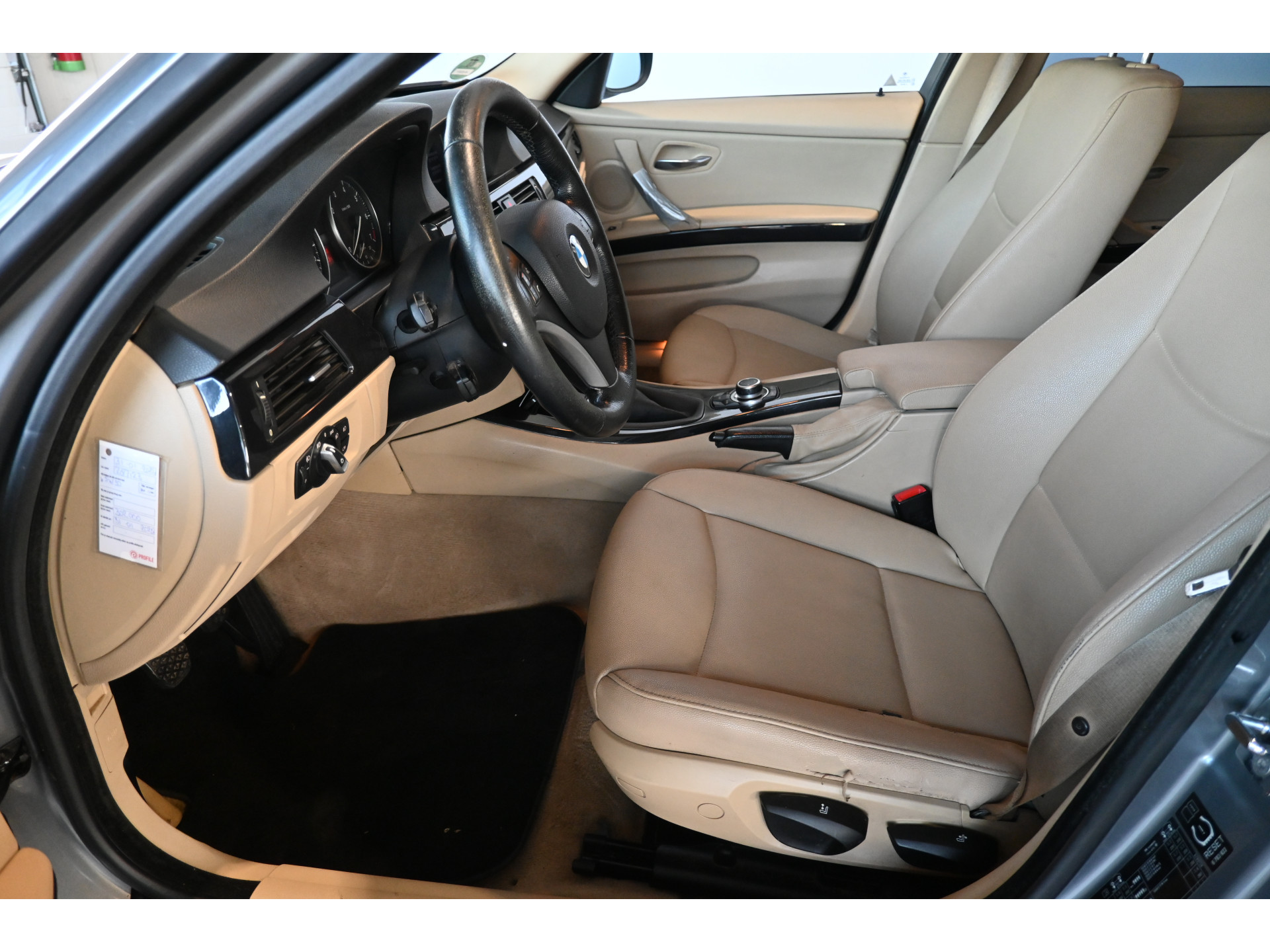 BMW 3-serie Touring 316i Business Line Climate Leder Cruise control Trekhaak Pdc Inruil Mogelijk!