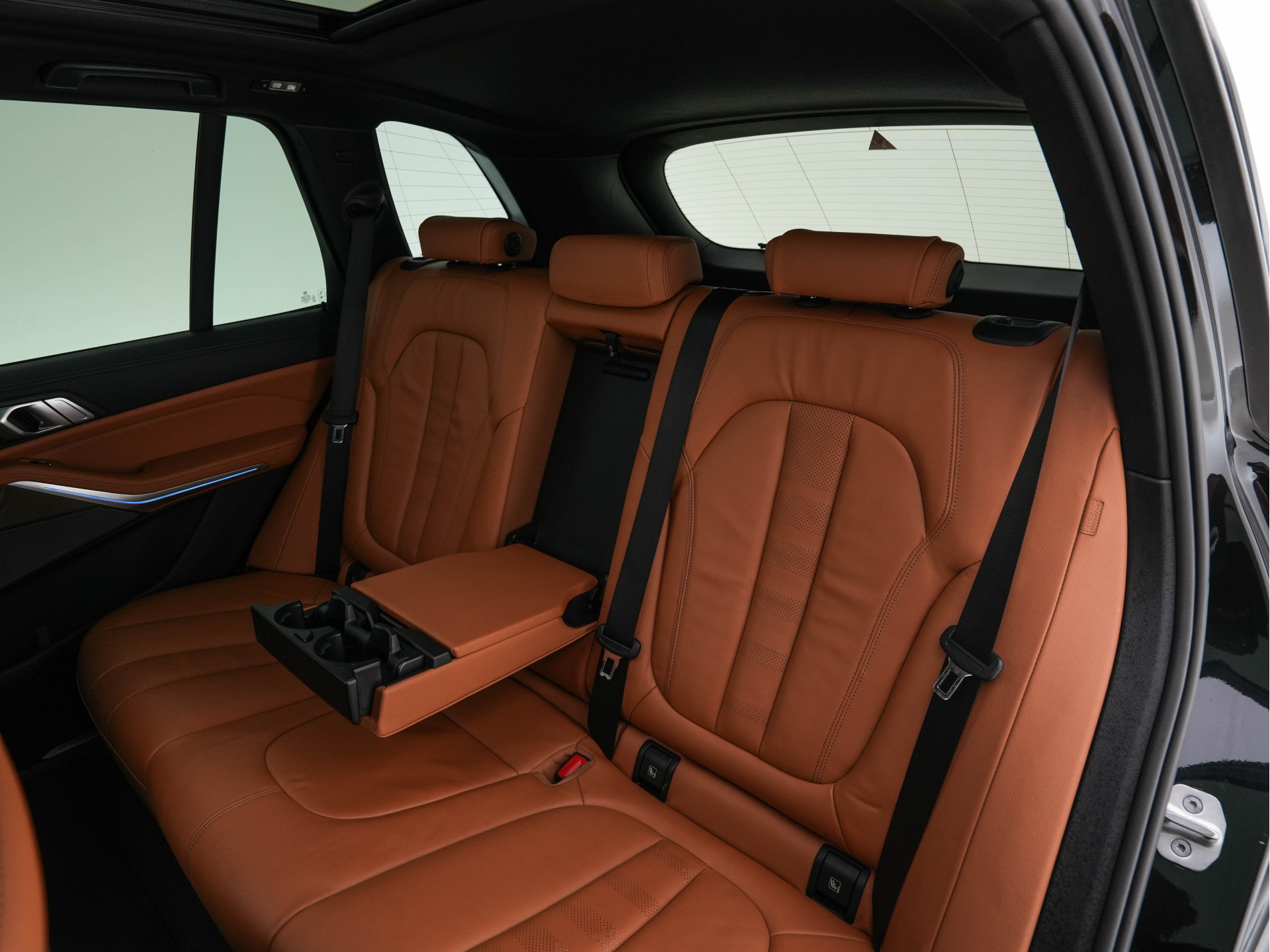 BMW X5 xDrive45e High Executive M-Sportpack (INCL-BTW) Aut. *PANO | LUXURY-LEATHER | FULL-LED | ADAPTIVE-CRUISE | HARMAN/KARDON-AUDIO | BLINDSPOT | MEMORY-PACK |  NAVI-FULLMAP | AMBIENT-LIGHT | HEATED-COMFORTSEATS | TOPVIEW | DAB | ...