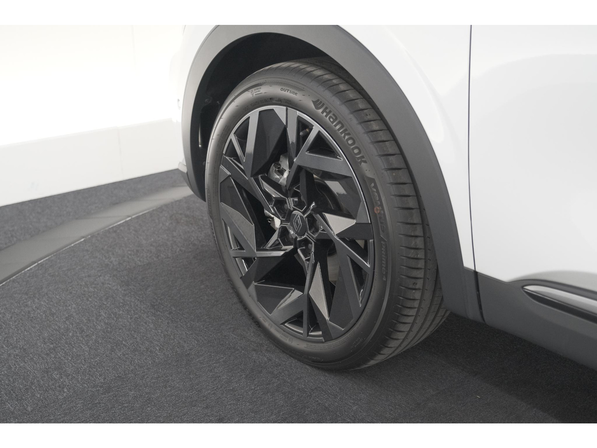 Renault Arkana 1.6 E-Tech hybrid 145 Esprit Alpine | 360 Camera | Adaptieve Cruise Control | Pack Winter | Dodehoekdetectie