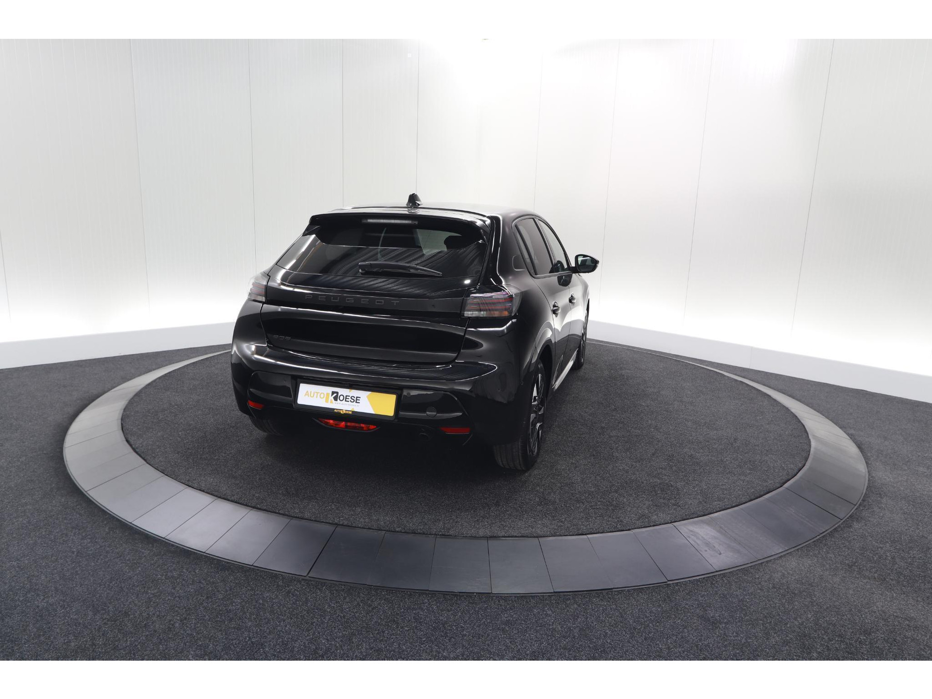 Peugeot 208 PureTech 100 Allure | 360 Camera | Dodehoekdetectie | Navigatie