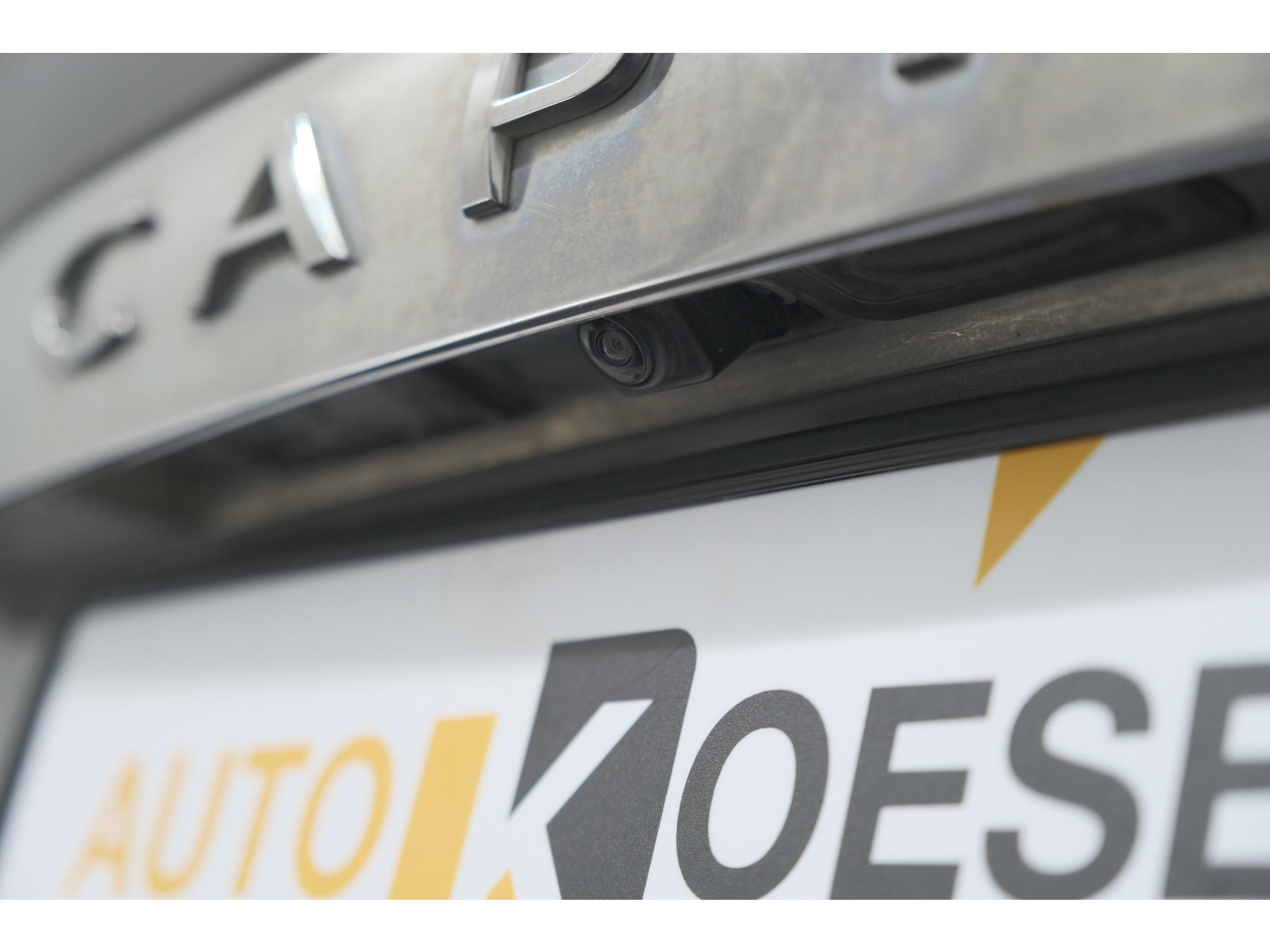 Renault Captur TCe 150 EDC Intens | Camera | Dodehoekdetectie | R-Link Navigatie | Parkeersensoren