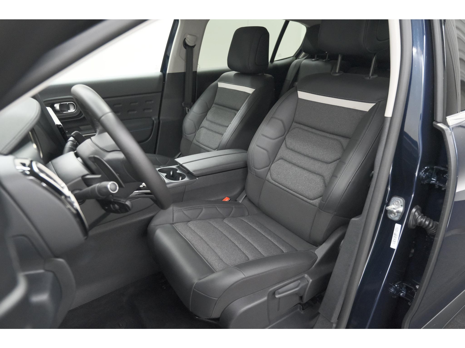 Citroen C5 Aircross 1.2 Hybrid 136 Max | Elektrische Kofferklep | Adaptieve Cruise Control | Camera | Dodehoekdetectie