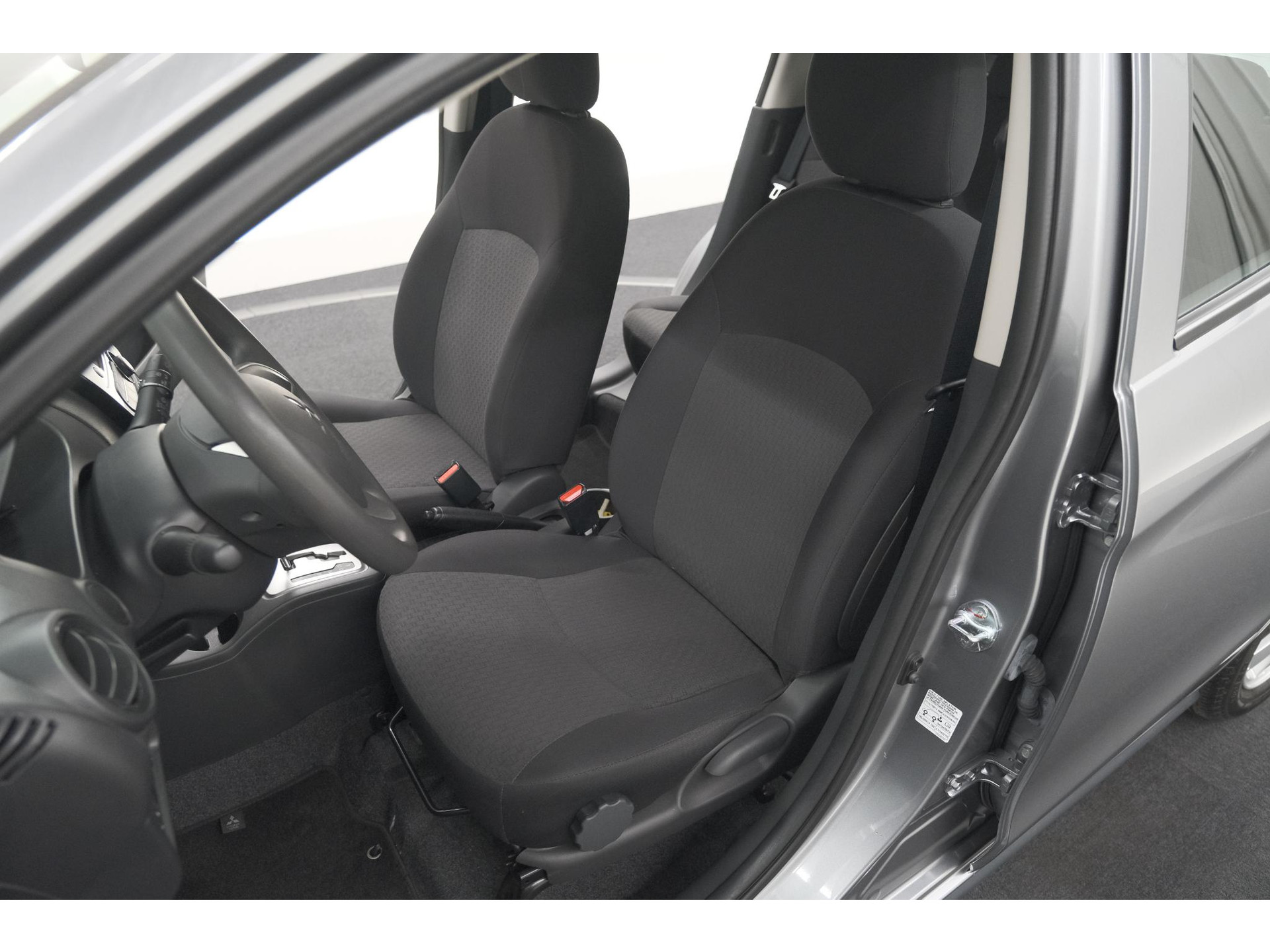 Mitsubishi Space Star 1.0 Cool+ | AUTOMAAT | Parkeersensoren | Airco | 5 deurs