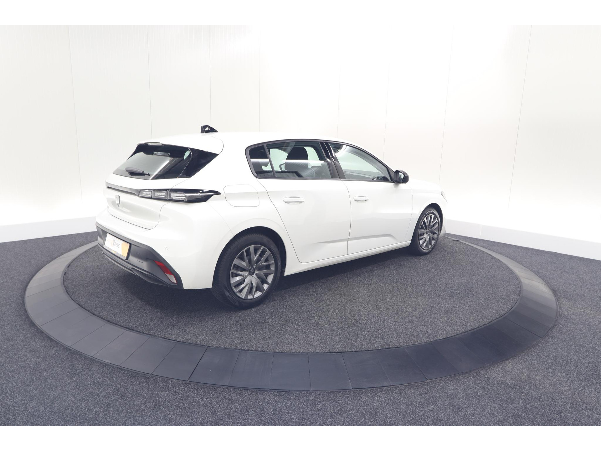 Peugeot 308 PureTech 110 Active Pack Business | Parkeersensoren | Apple Carplay | Navigatie | Cruise Control