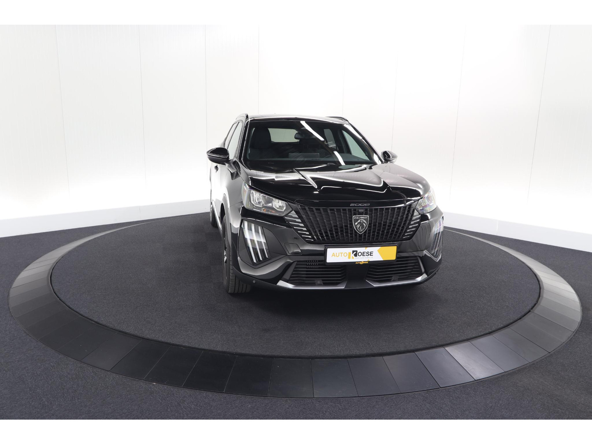 Peugeot 2008 1.2 Hybrid 145 Allure | 360 Camera | Adaptieve Cruise Control | Navigatie | Dodehoekdetectie