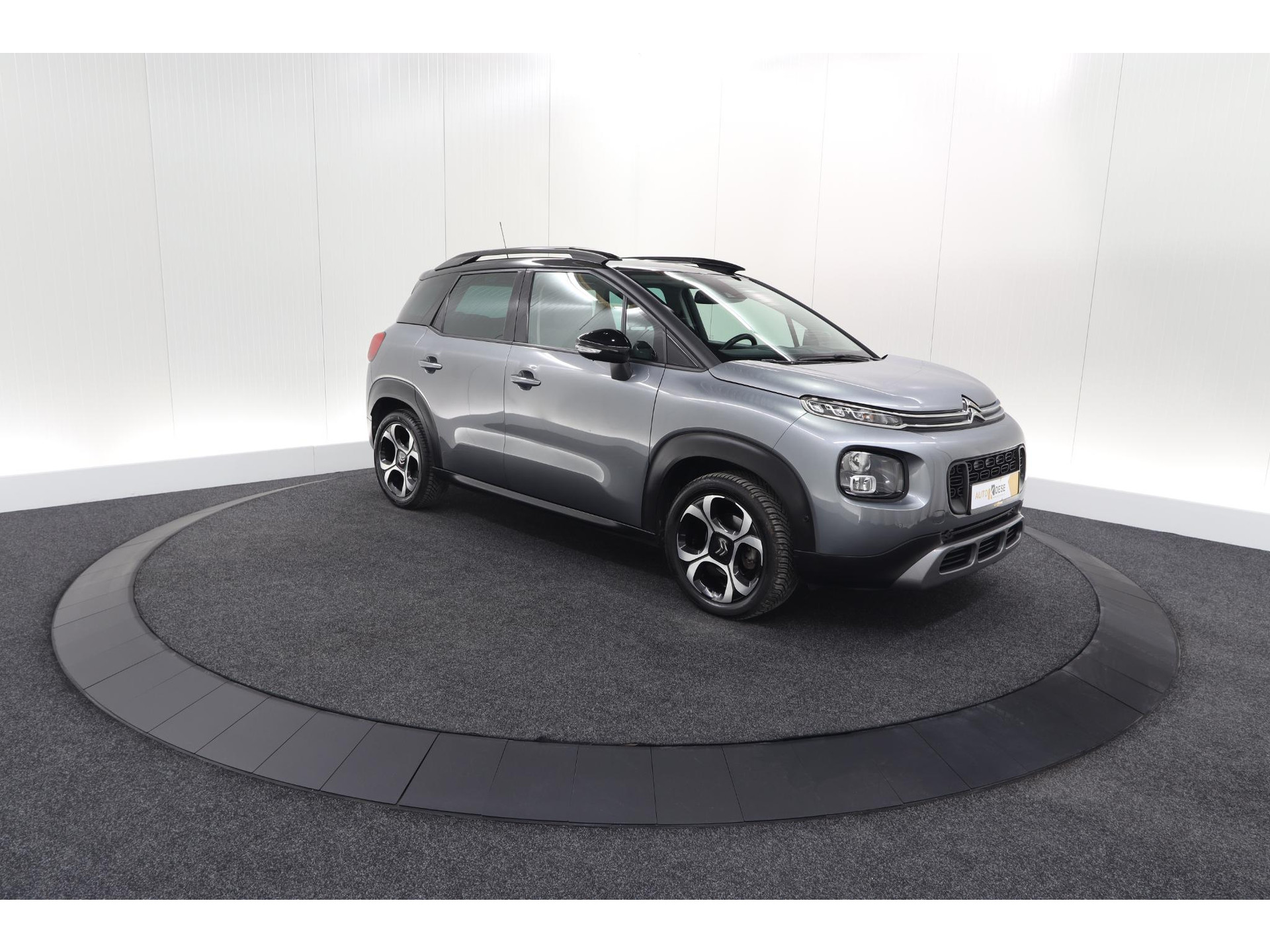 Citroen C3 Aircross PureTech 110 EAT6 Shine | Trekhaak | Panoramadak | Head-Up Display | Camera | Navigatie